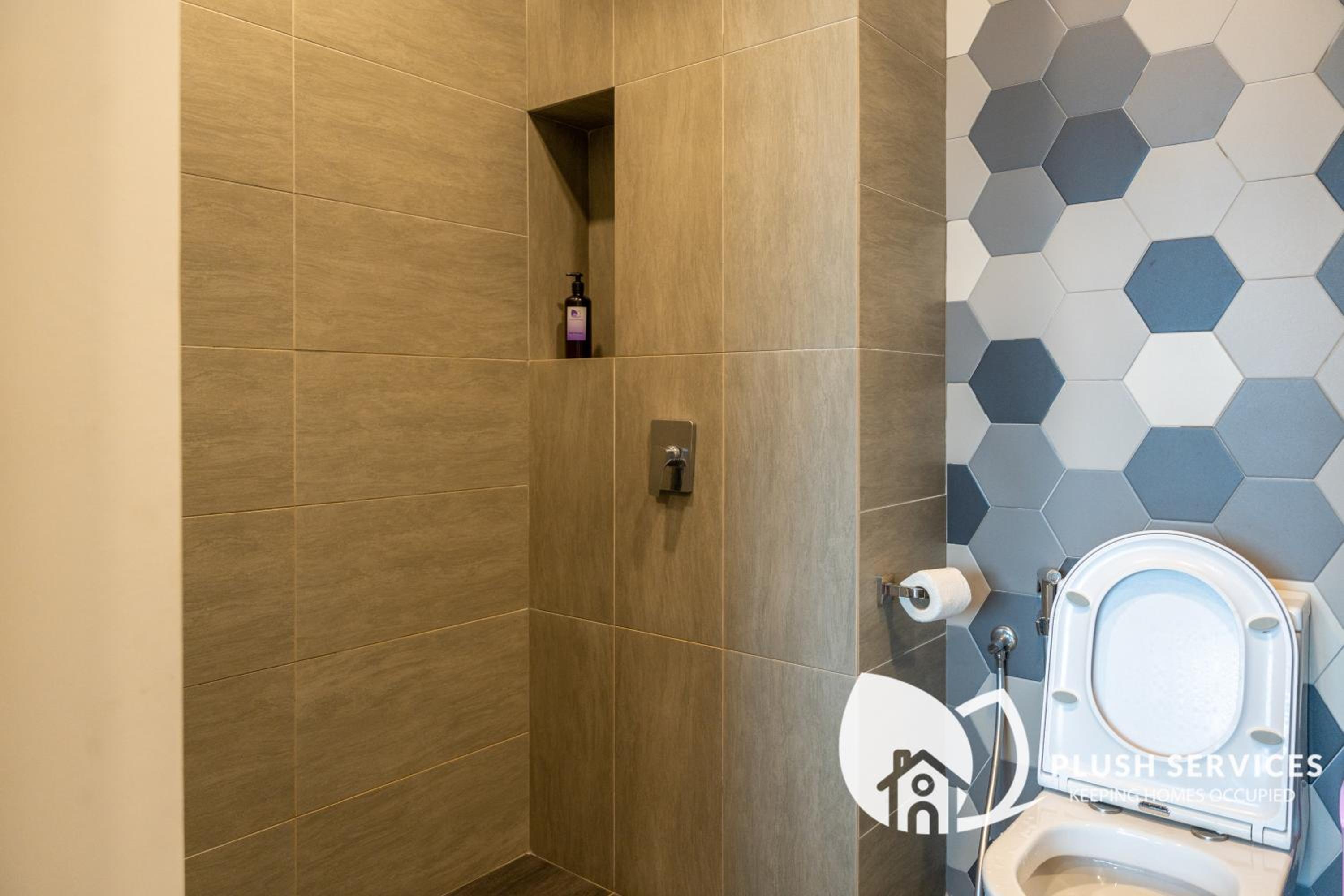 CeylonZ Suites by Plush
