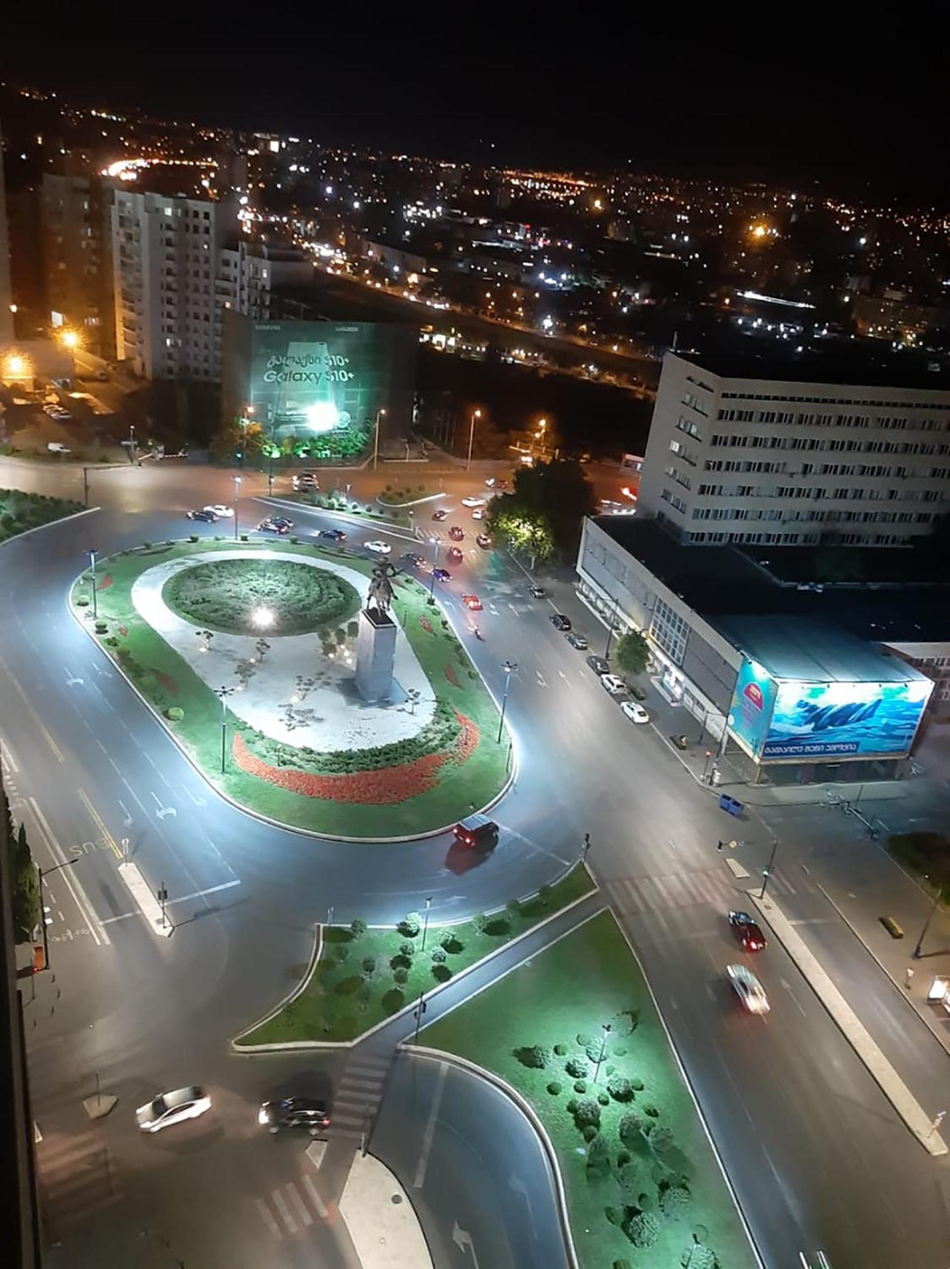 Two-bedroom apartment in the Saakadze tower view 2