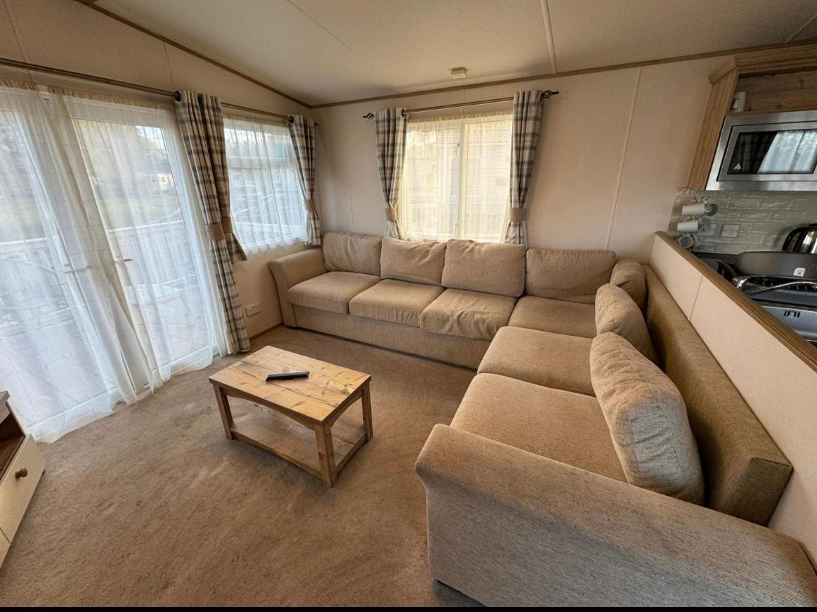 43 Anglers Acre, Tattershall Lakes view 4