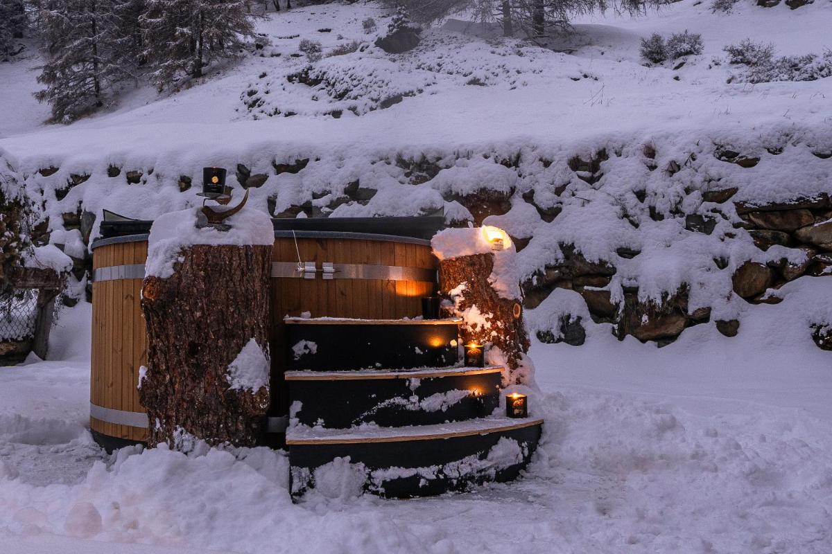 Chalet Marmo by HomeFlow