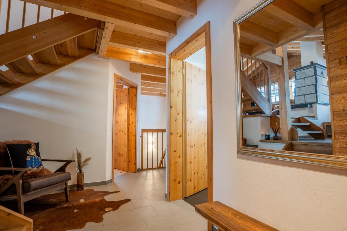 Chalet Marmo by HomeFlow