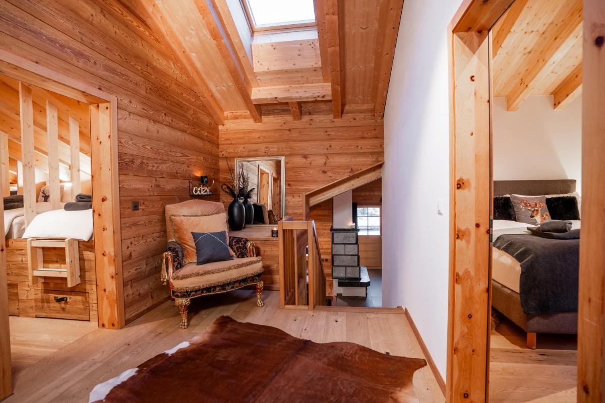 Chalet Marmo by HomeFlow