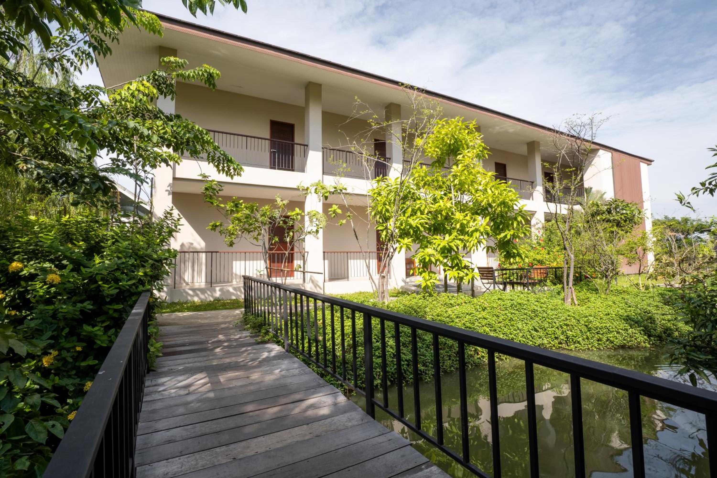 Hotel Ploen Pirom - Image 1