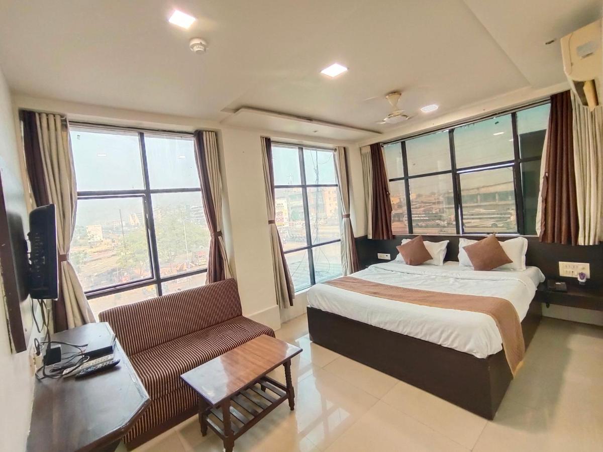 Hotel Palm Residency view 5
