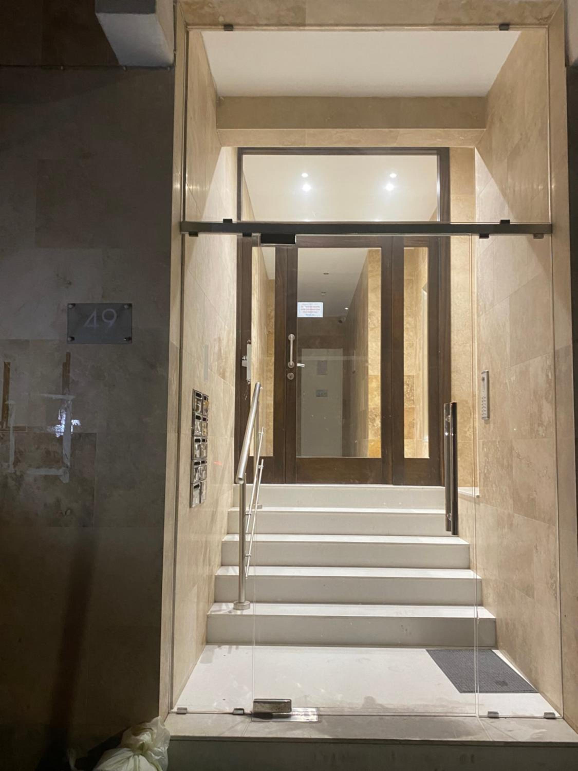 Hotel Sliema Seaview Apartment- Valletta Views - APT 8, 49 Tigne Point Mansions - Image 1