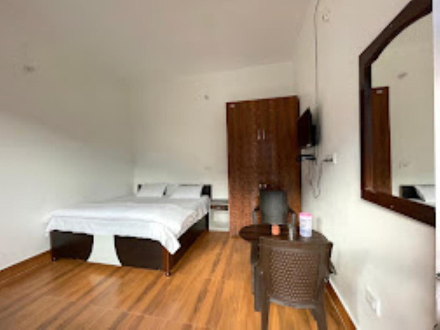 Green Mountain Homestay Munshyari view 4