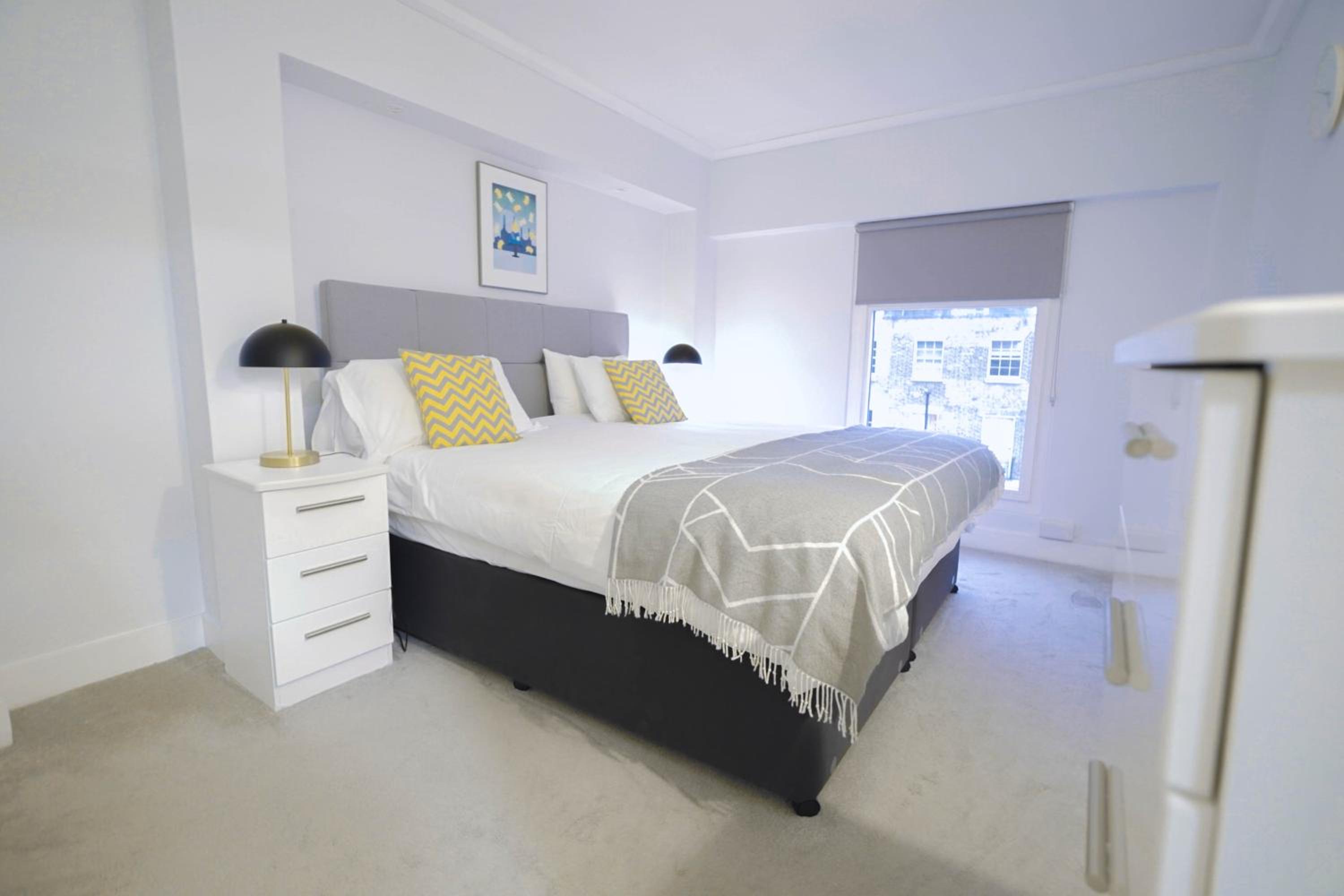 Camden Serviced Apartments by Globe Apartments