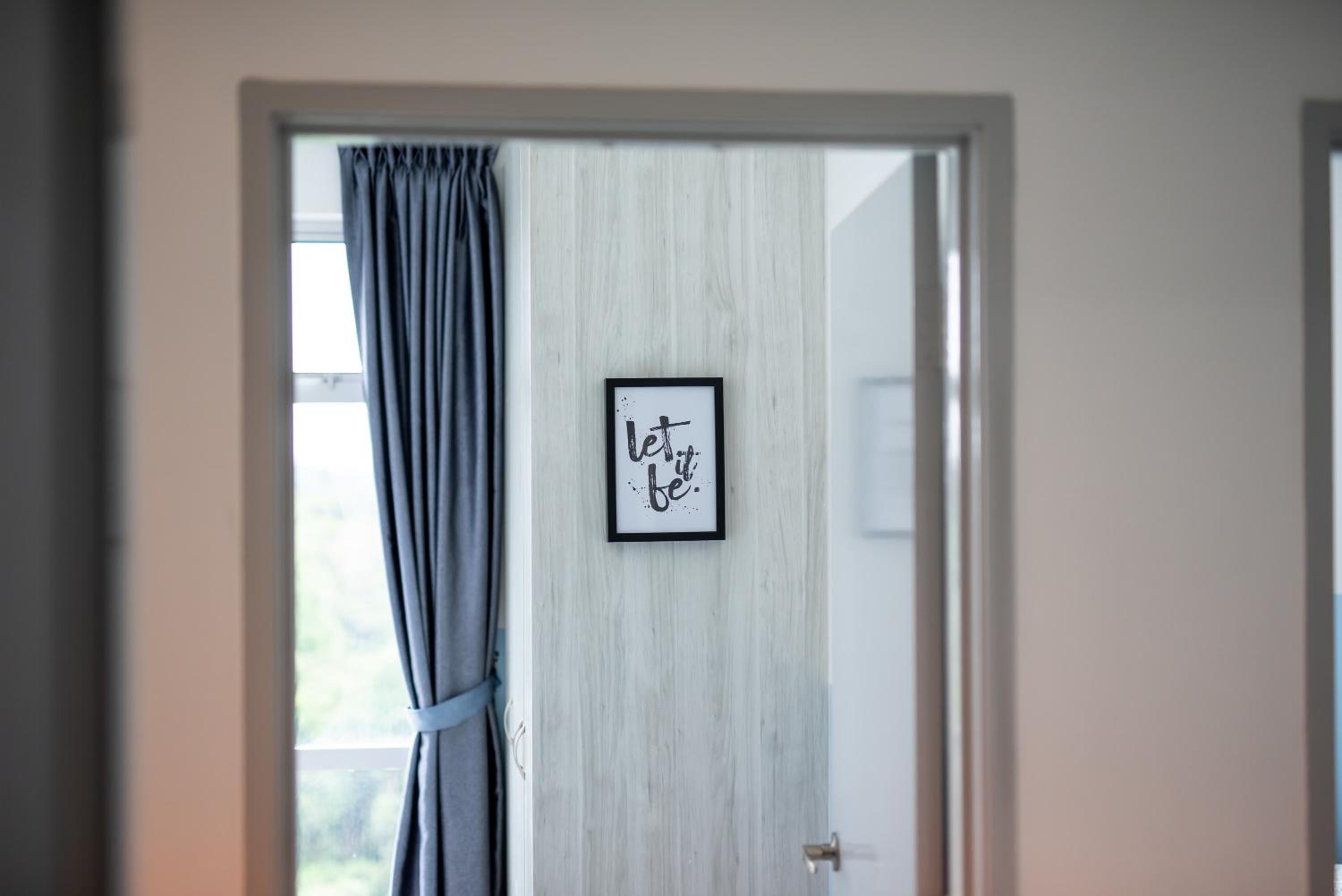 Bright & Modern 3BR Suite FREE Parking