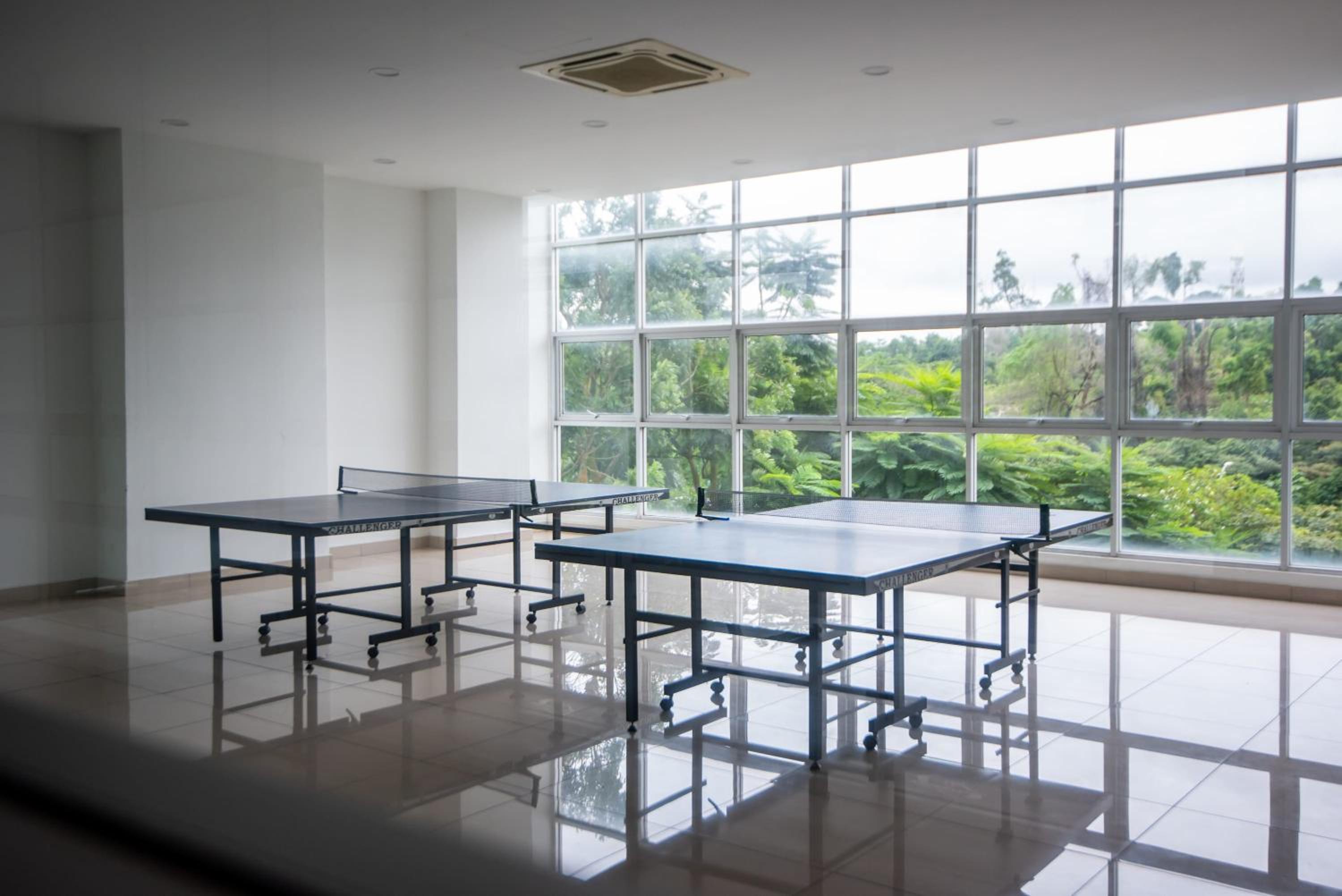 Bright & Modern 3BR Suite FREE Parking