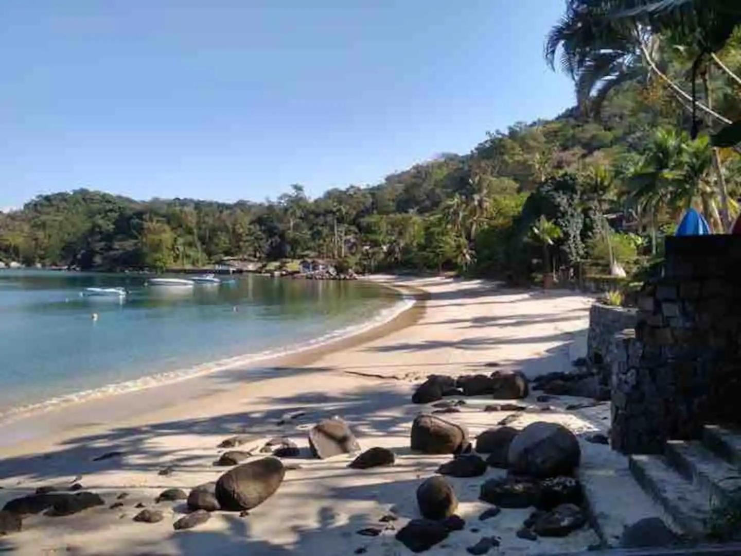 Casa Grega em Angra dos Reis com Piscina e Vista Espetacular