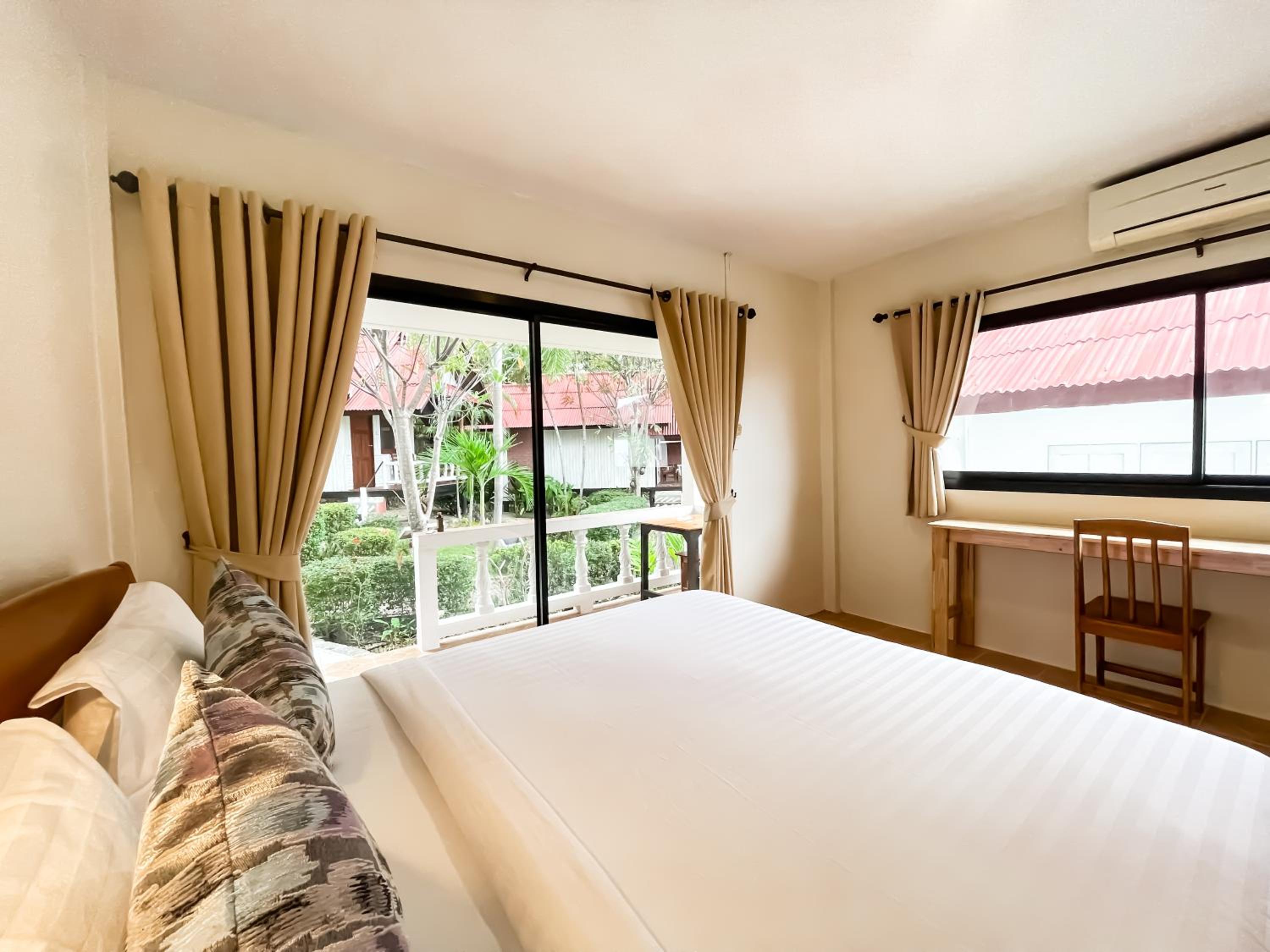 Bounty Resort