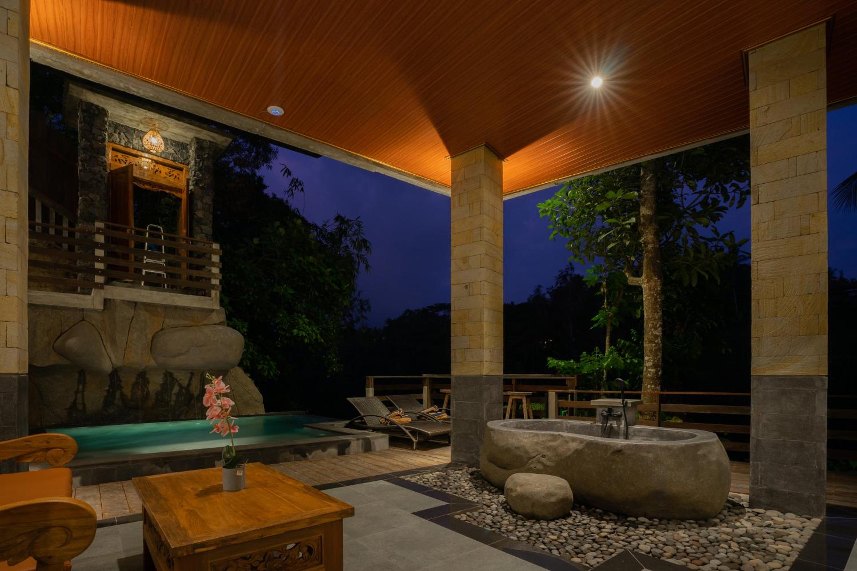 Ubud Paras Villa view 5