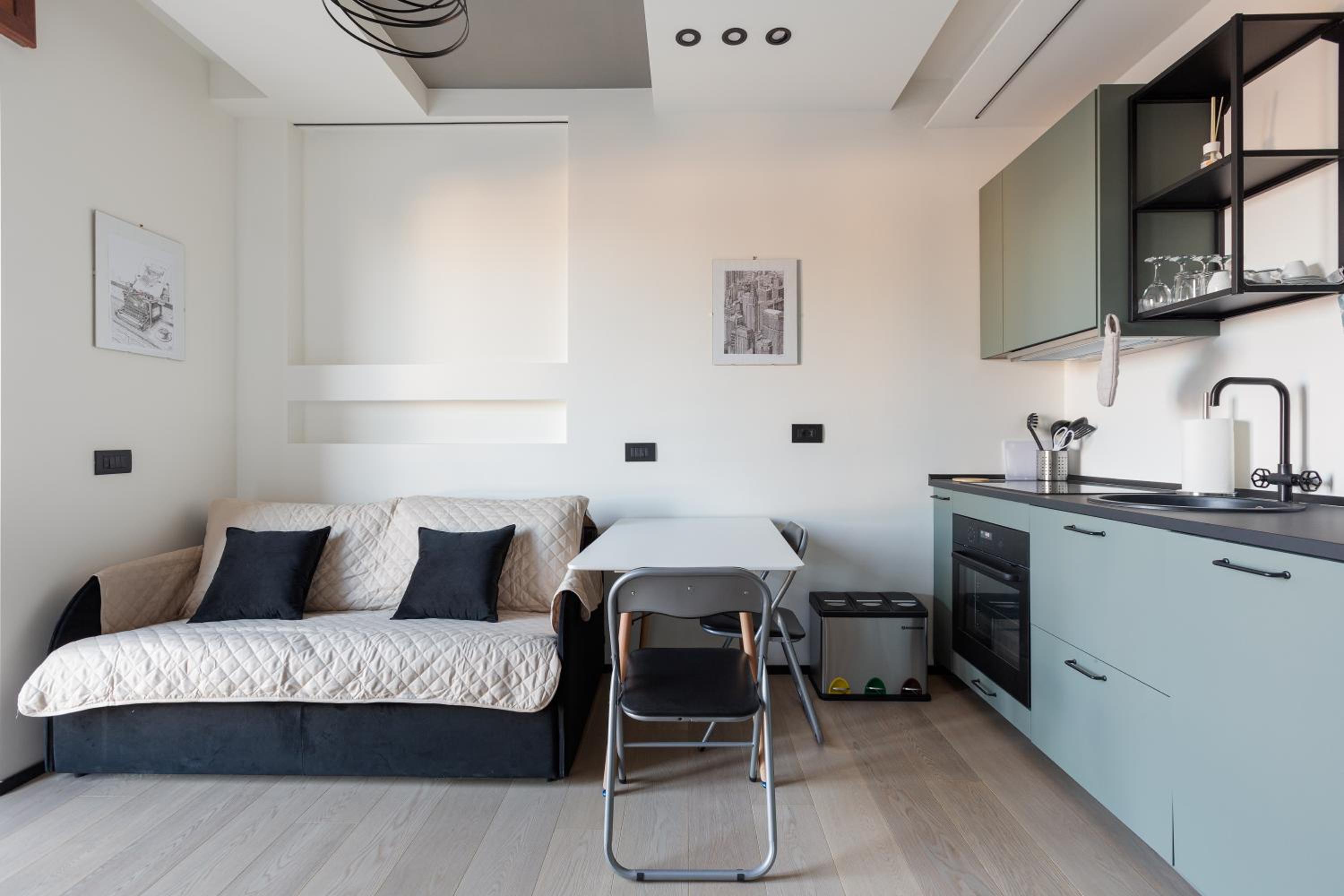 GuestHost - Milano Renovated Studio APTS