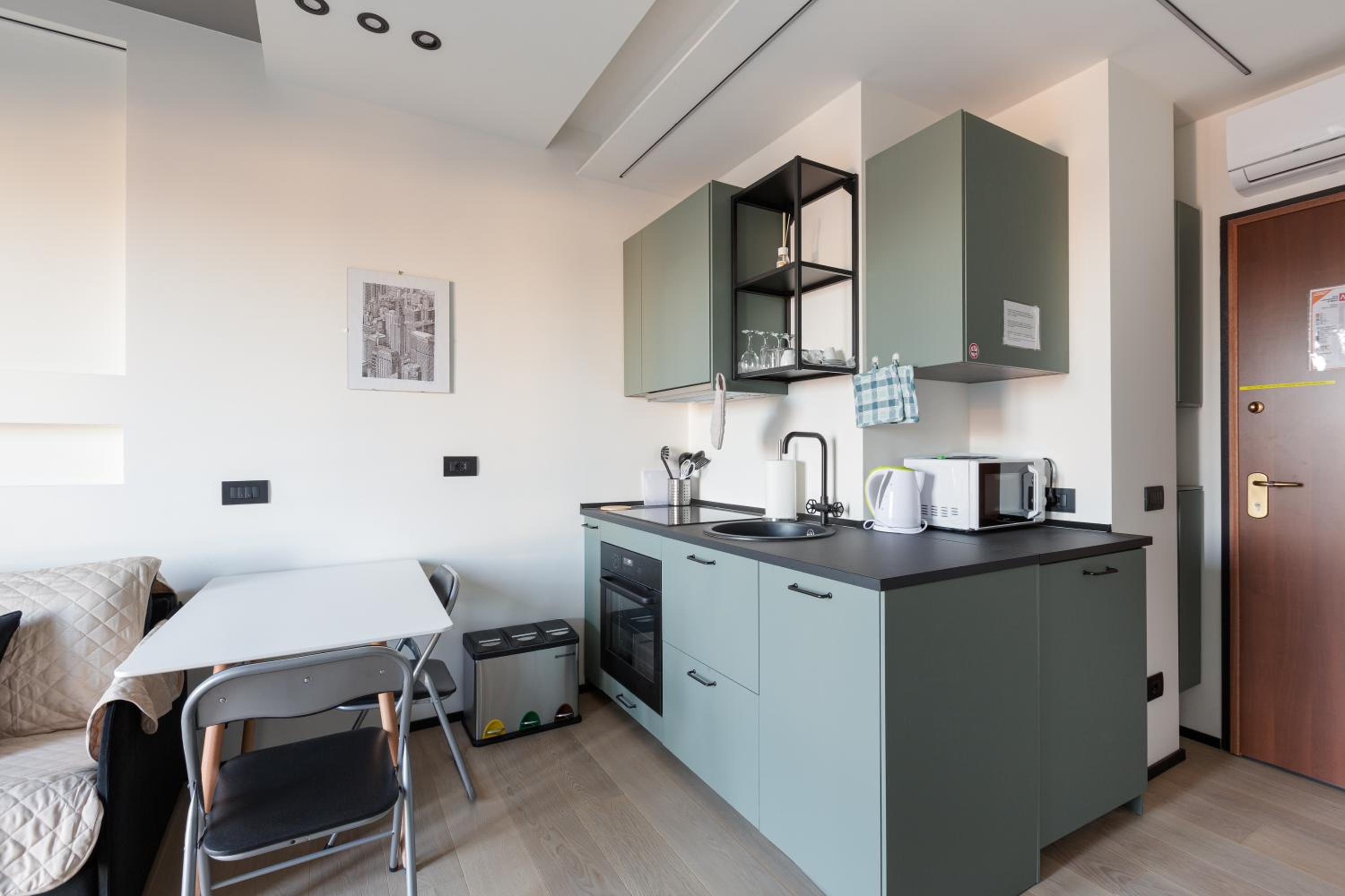 GuestHost - Milano Renovated Studio APTS