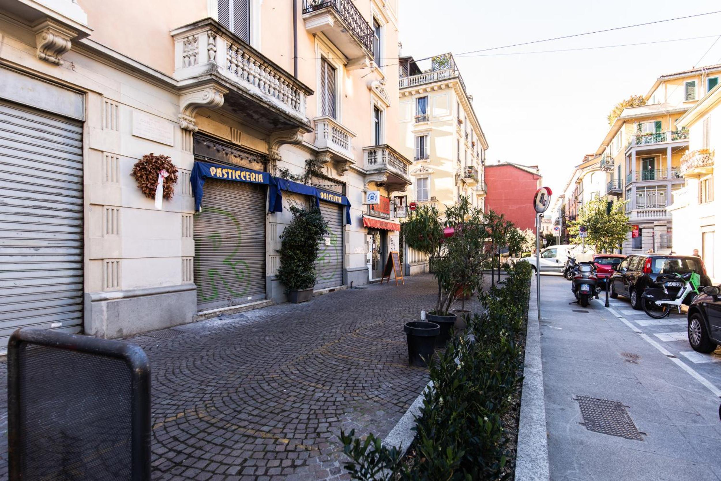 ArtStay Apt Porta Romana Parking 3th floor no lift