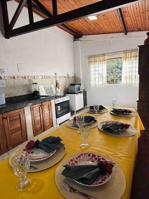 Casa Amarela - Aconchegante e Familiar