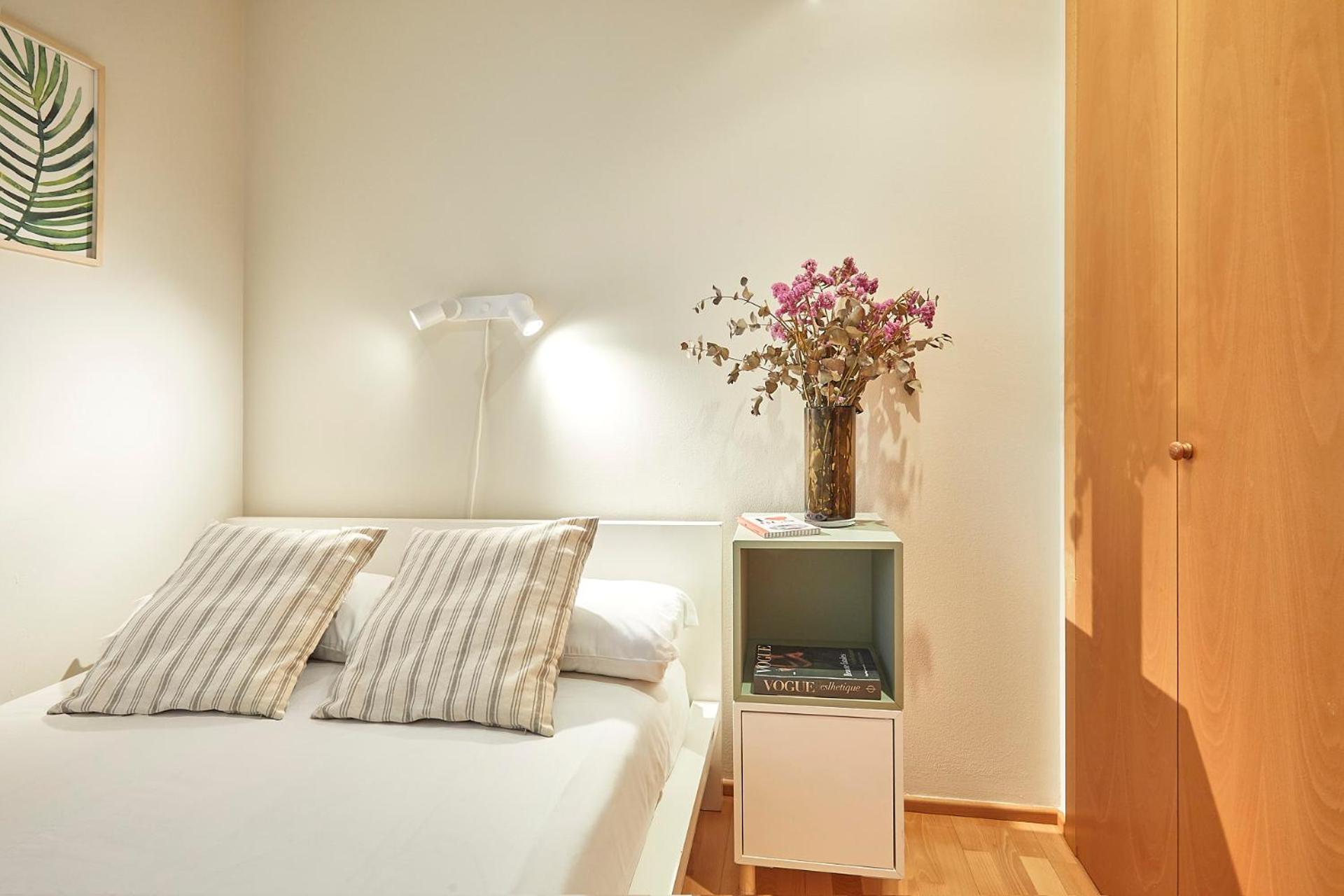BBarcelona Plaça Universitat Flat