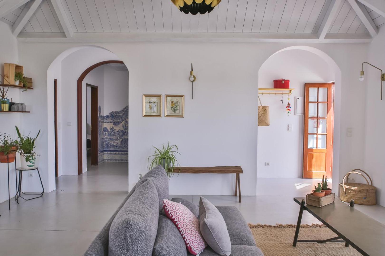 Entire villa hosted by Noam view 5