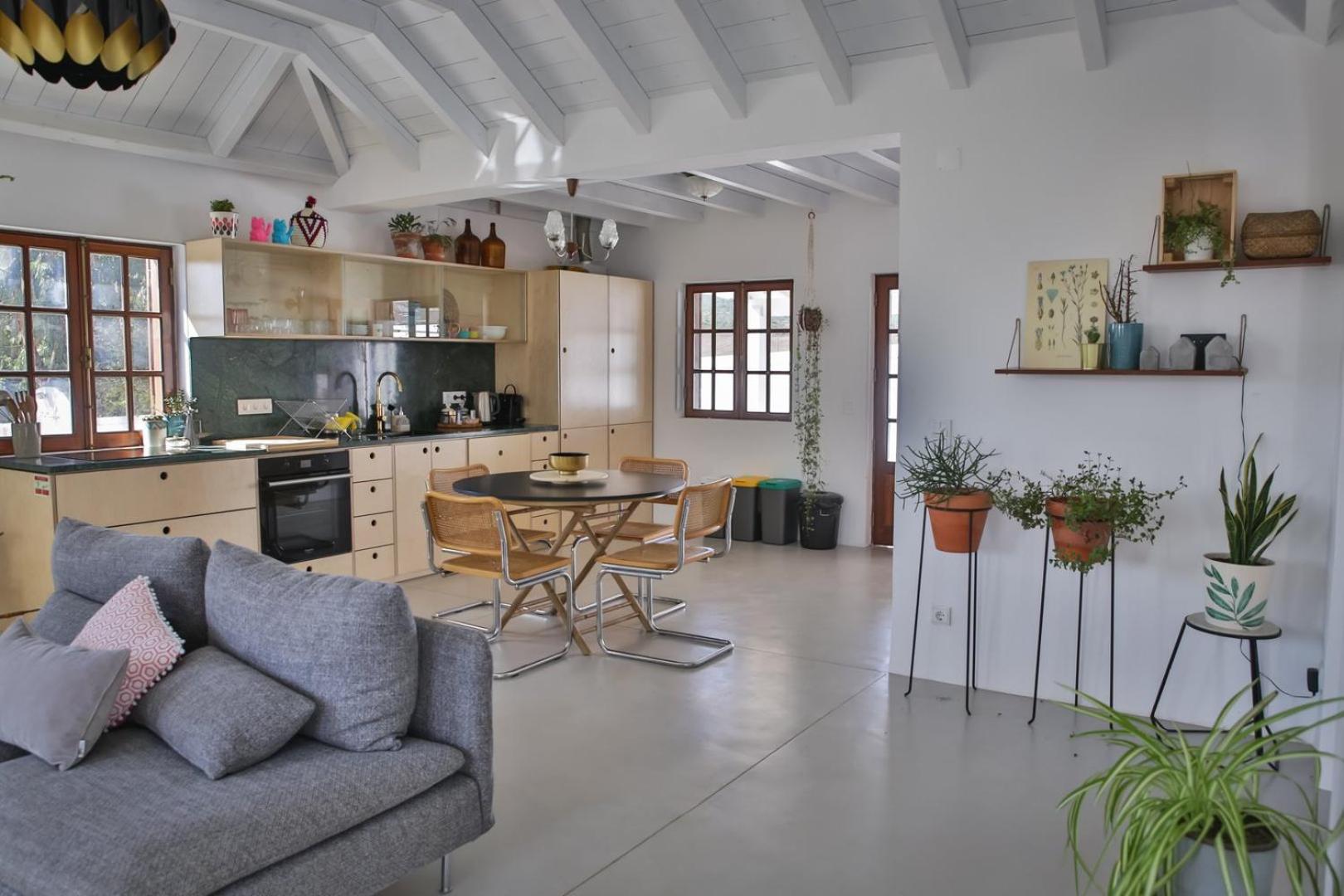 Entire villa hosted by Noam view 3