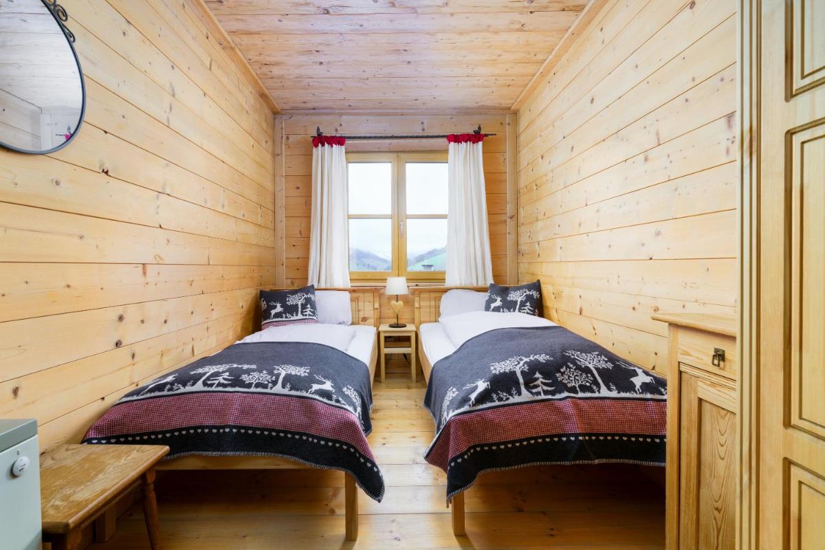 Ski-in & Ski-out out Chalet Maria with amazing mountain view