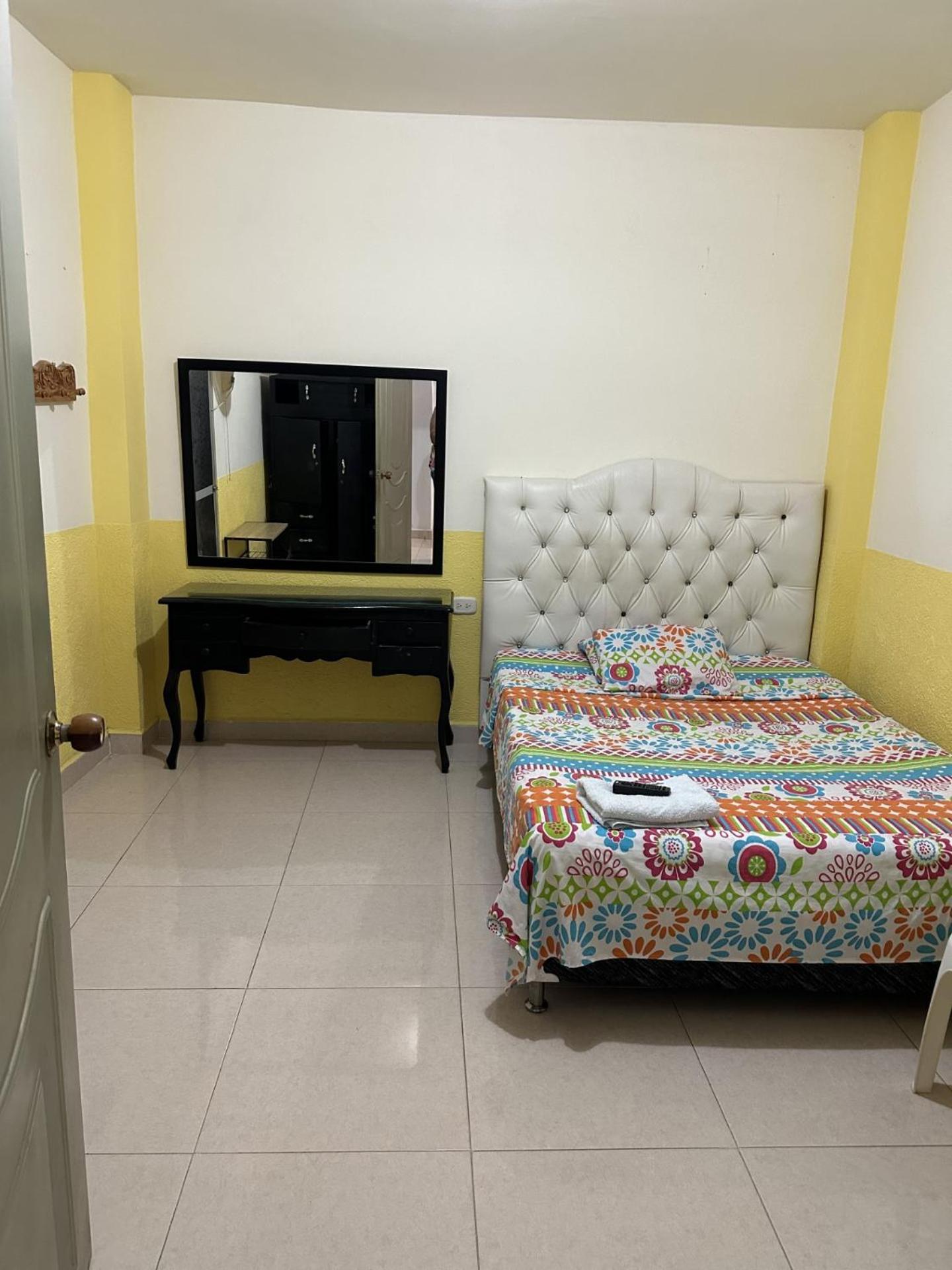 LAS CAMELIAS APARTAHOTEL - La Virginia Risaralda