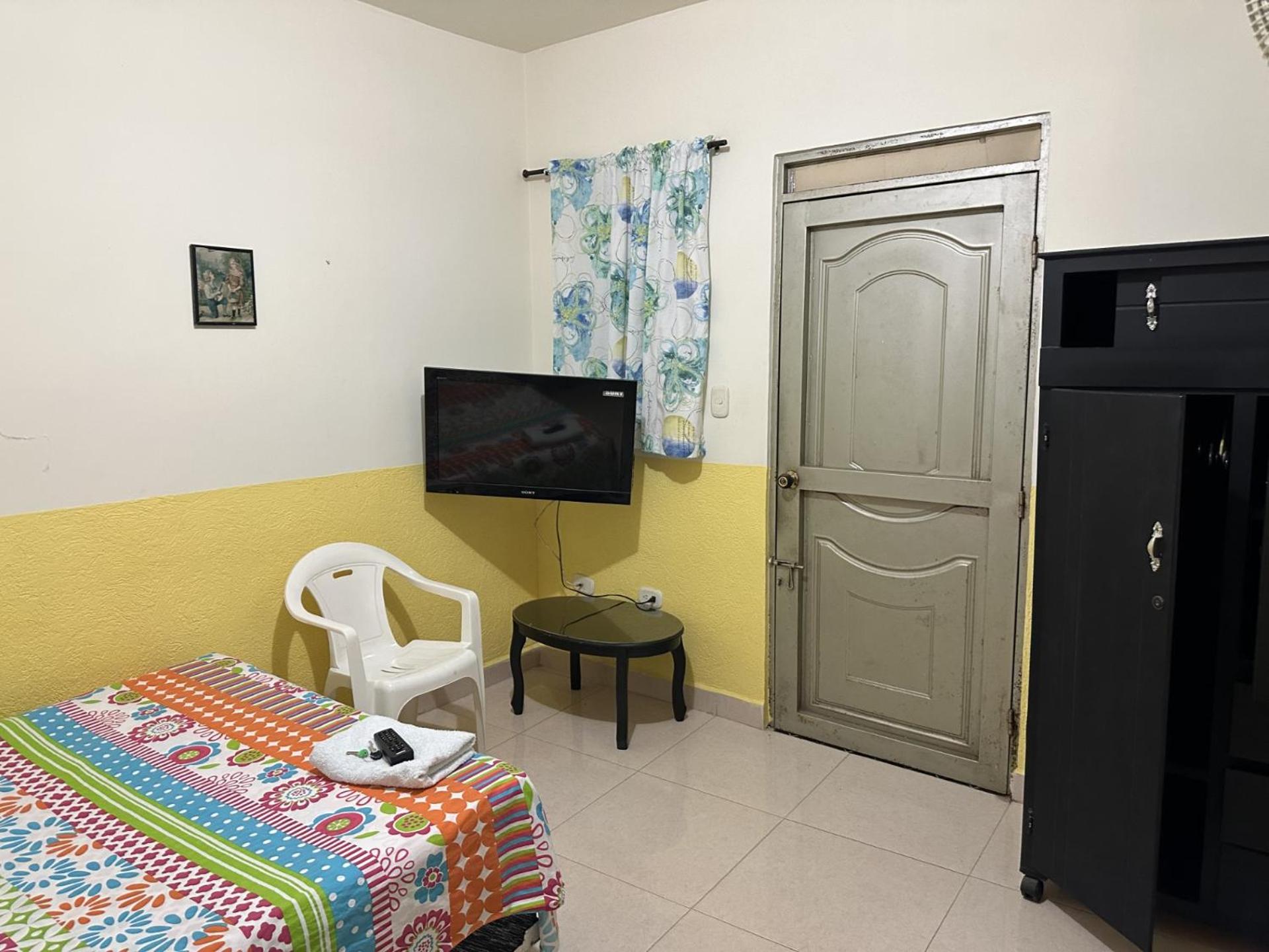 LAS CAMELIAS APARTAHOTEL - La Virginia Risaralda