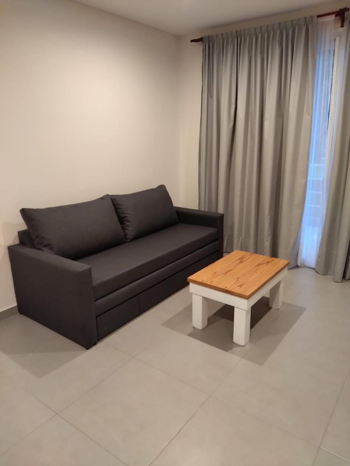 Departamento en el centro de lujan, calle mitre