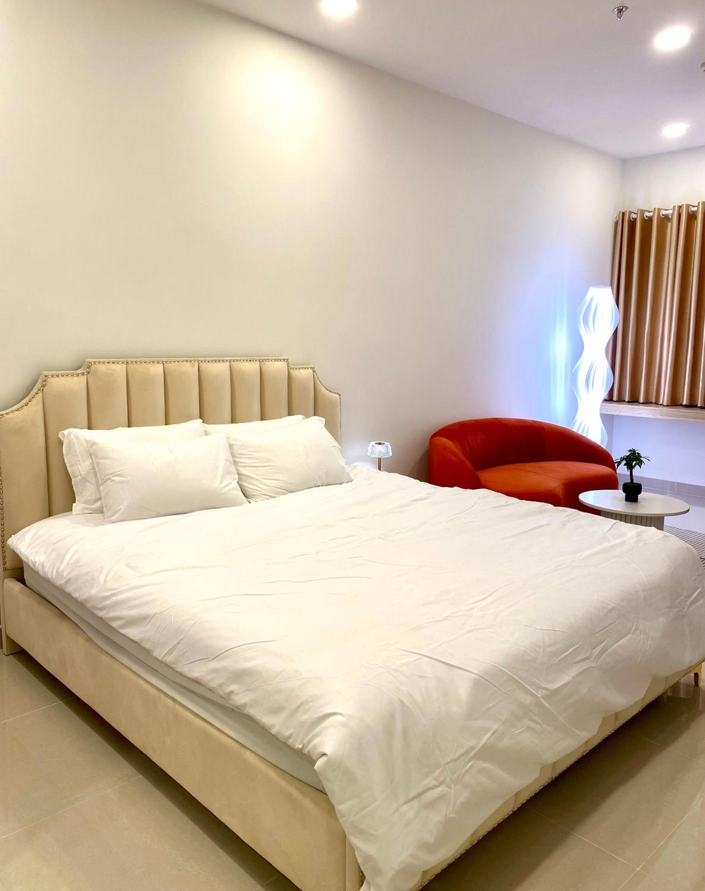 Modern Home Soho Quận 1 HCM