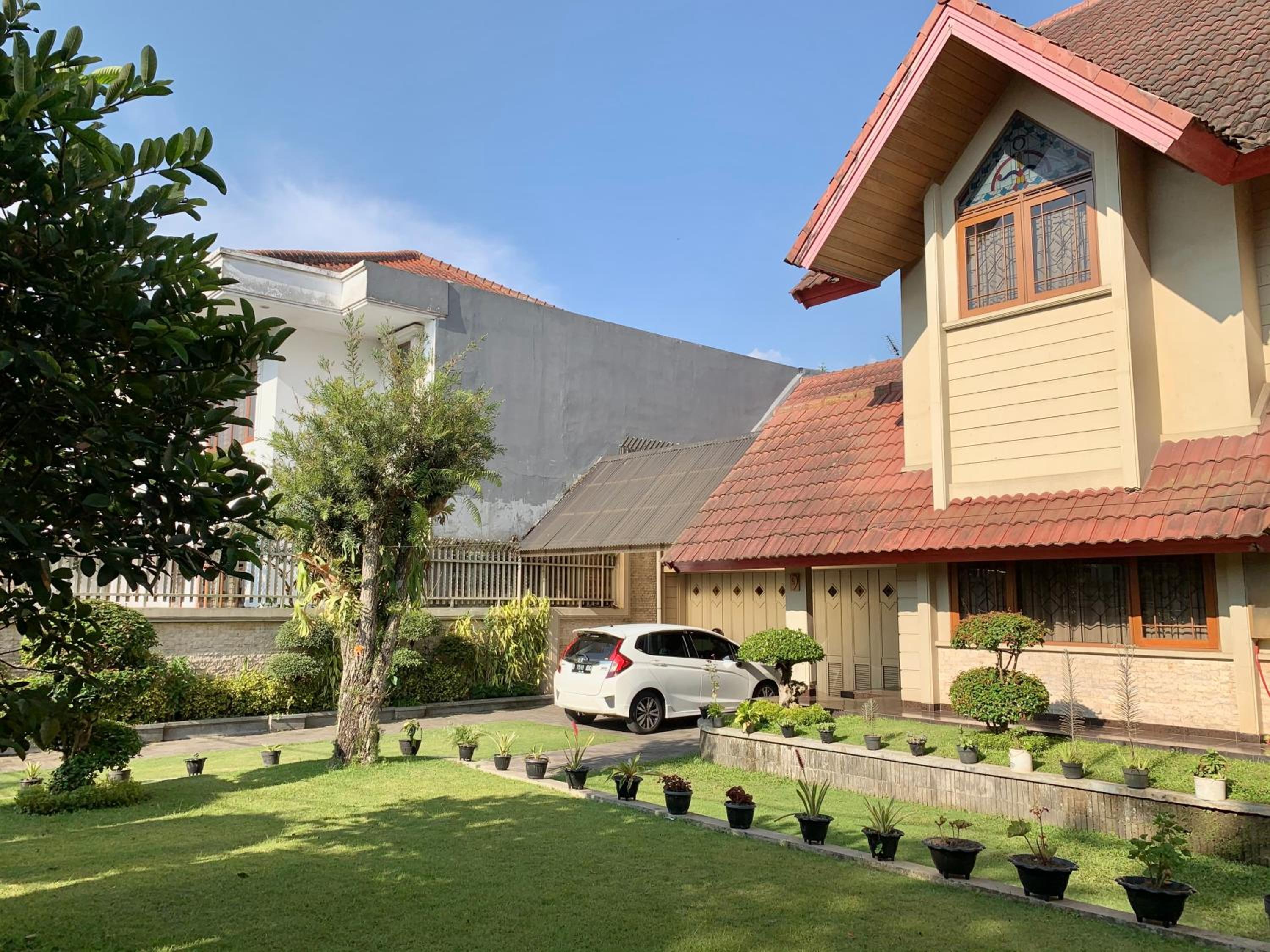 Villa Nuansa Alam view 4