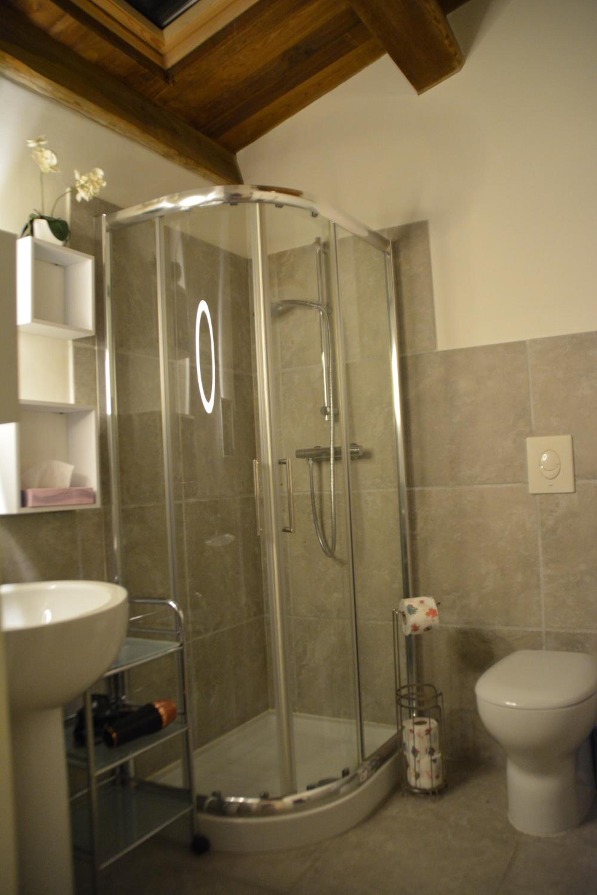 Photo 40