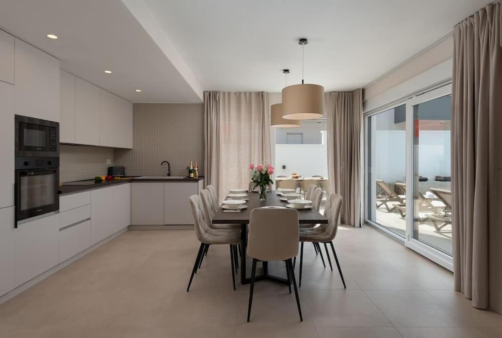 NEW ! Villa Bellatrix 2 - heated pool and jacuzzi