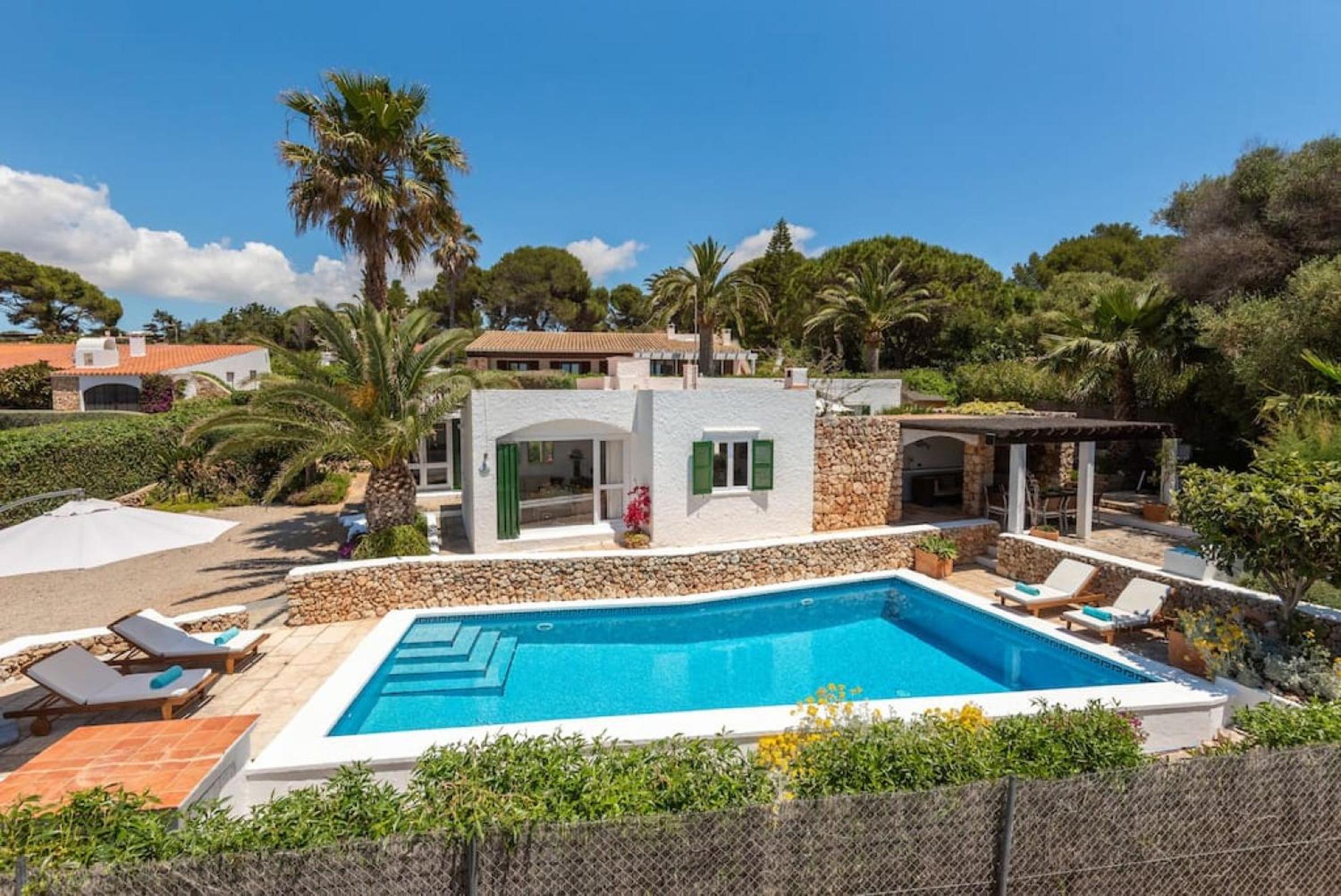 Villa Delfin