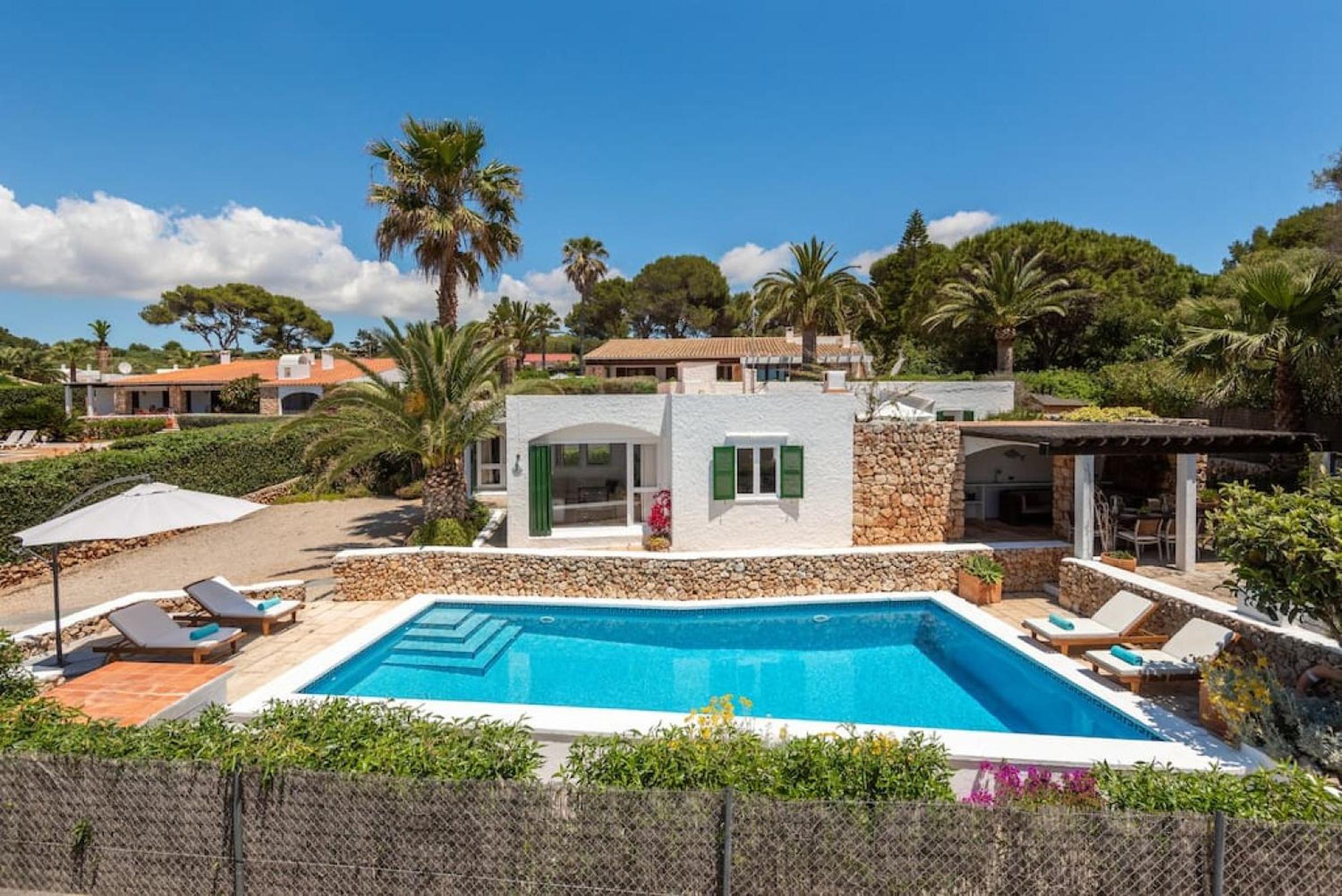 Villa Delfin