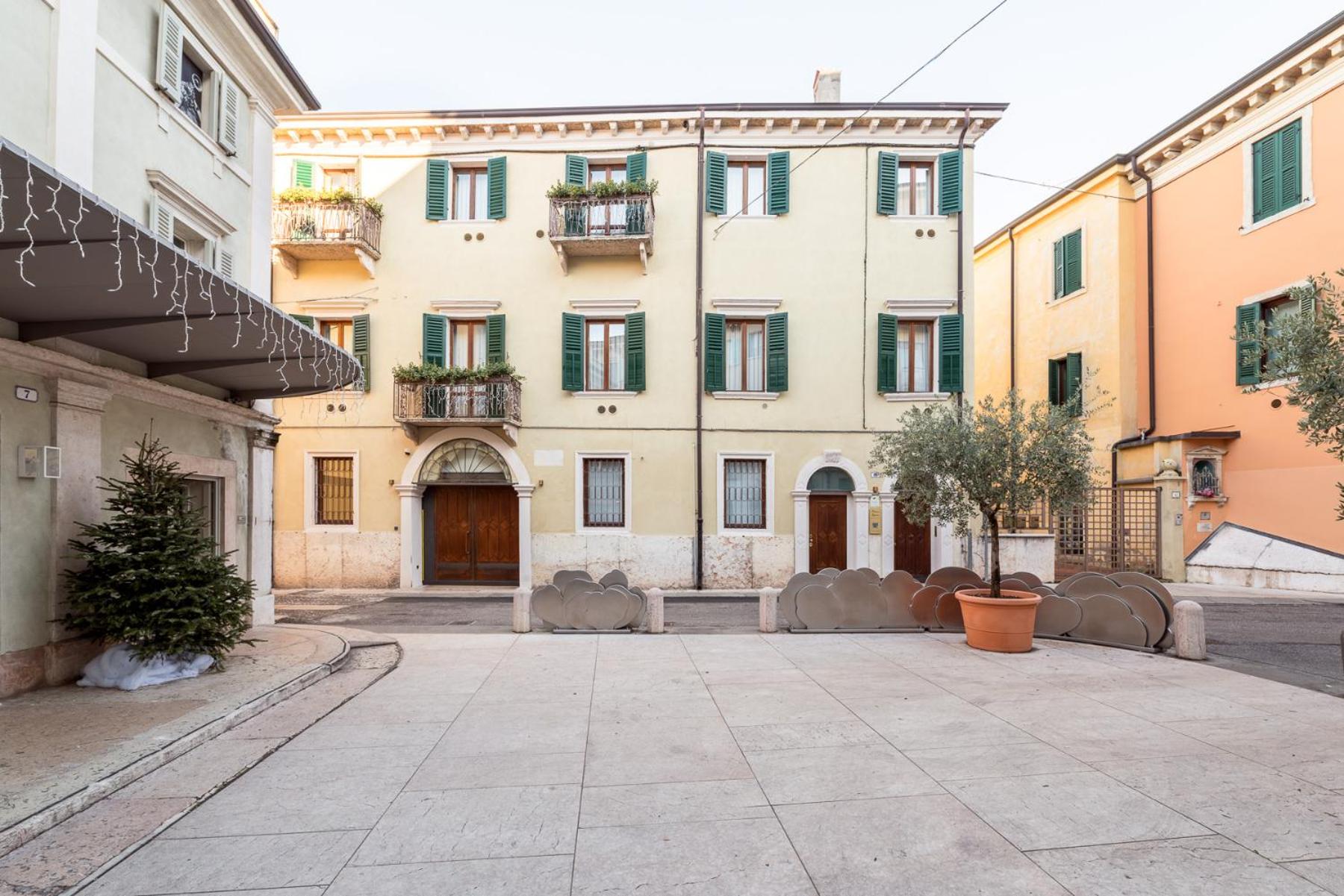 PALAZZO RISTORI