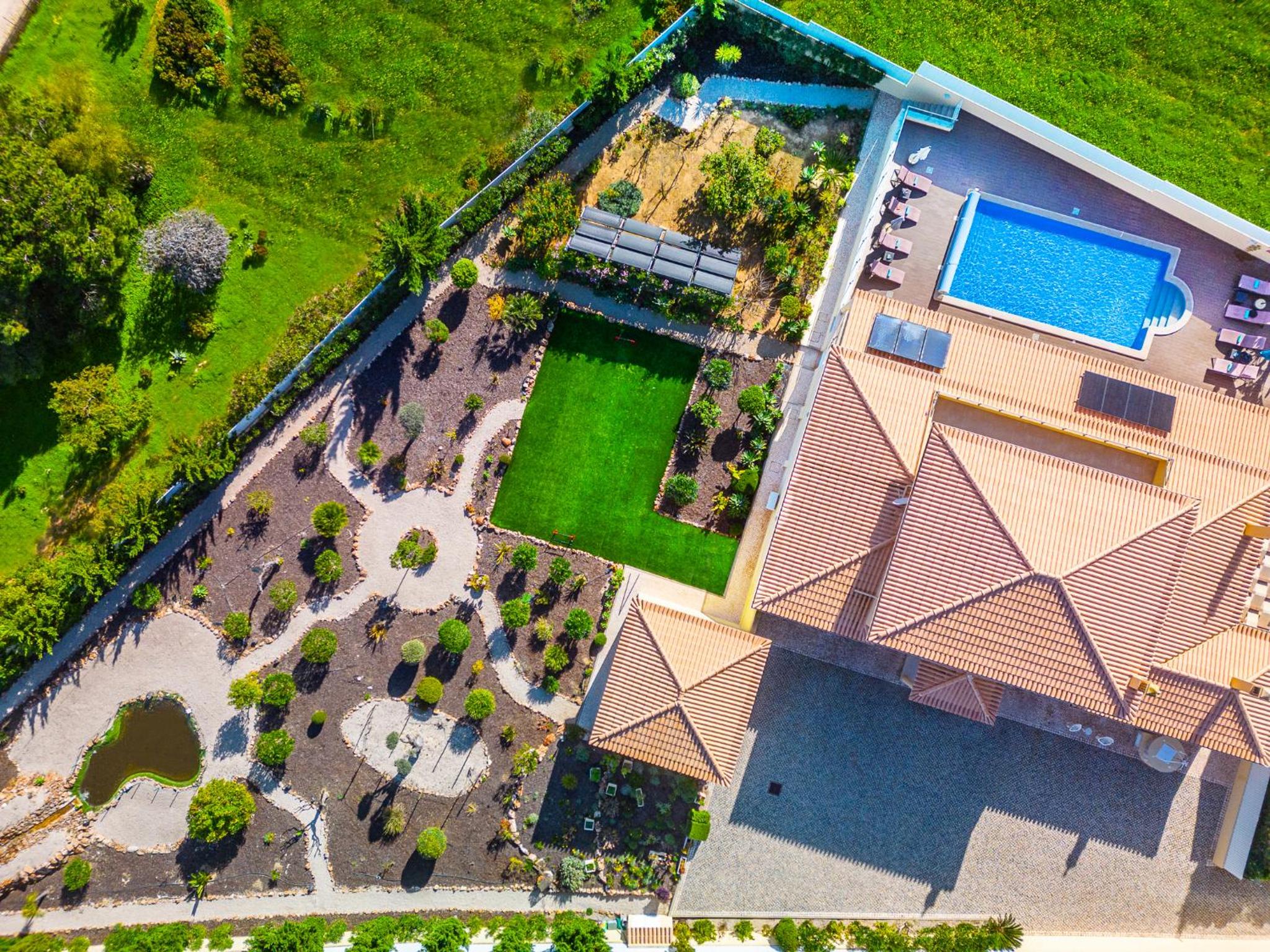 Villa Golden Bay - com piscina aquecível e jacuzzi - Carvoeiro view 5