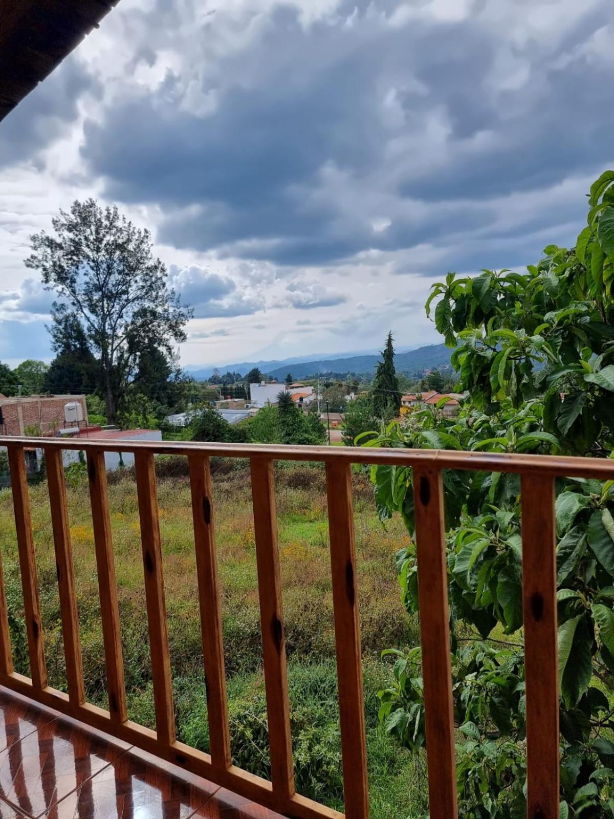 Linda Vista 3