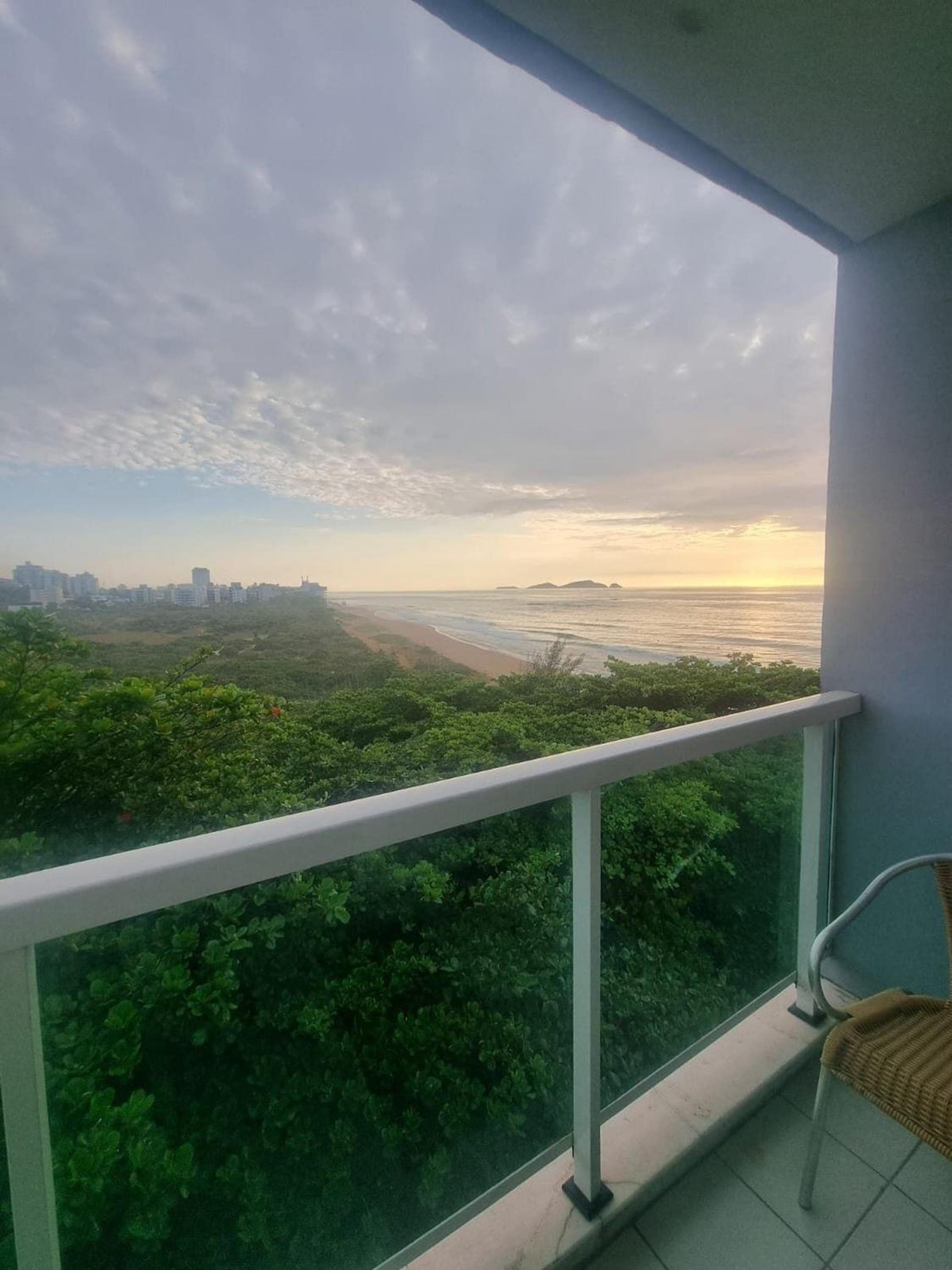 Studio pé na areia, vista, internet e ar