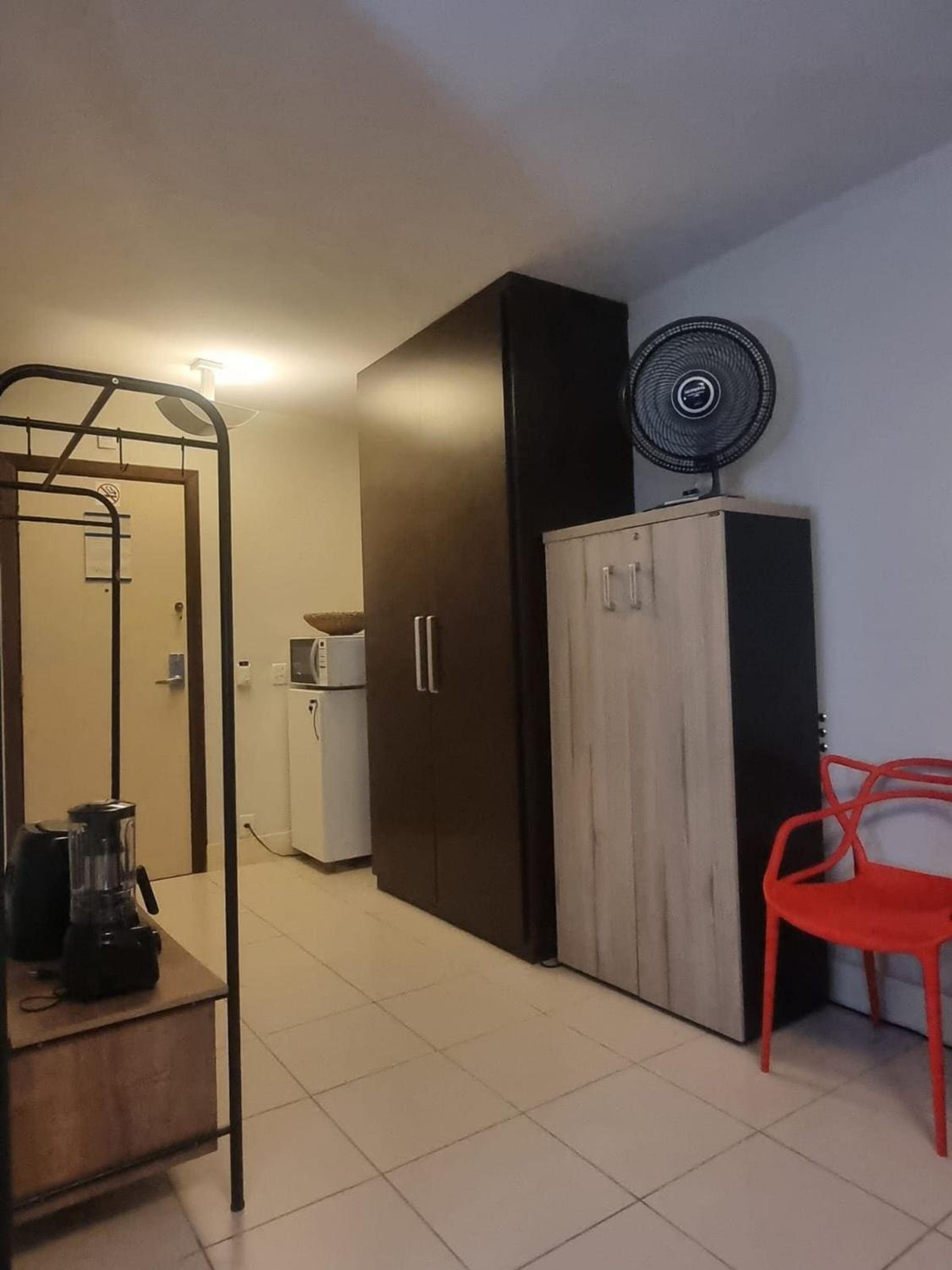 Studio pé na areia, vista, internet e ar