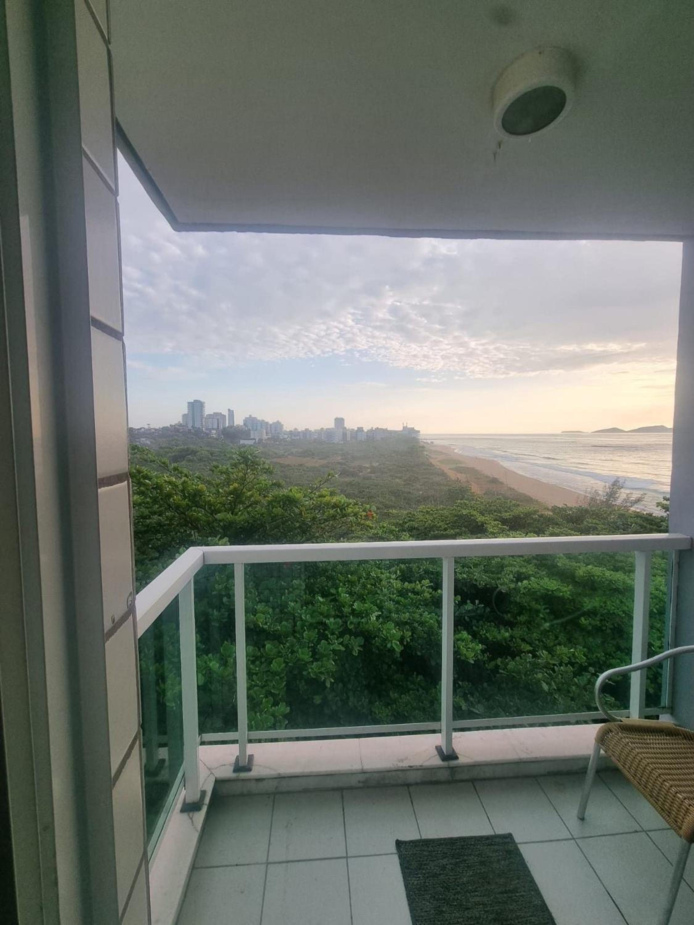Studio pé na areia, vista, internet e ar