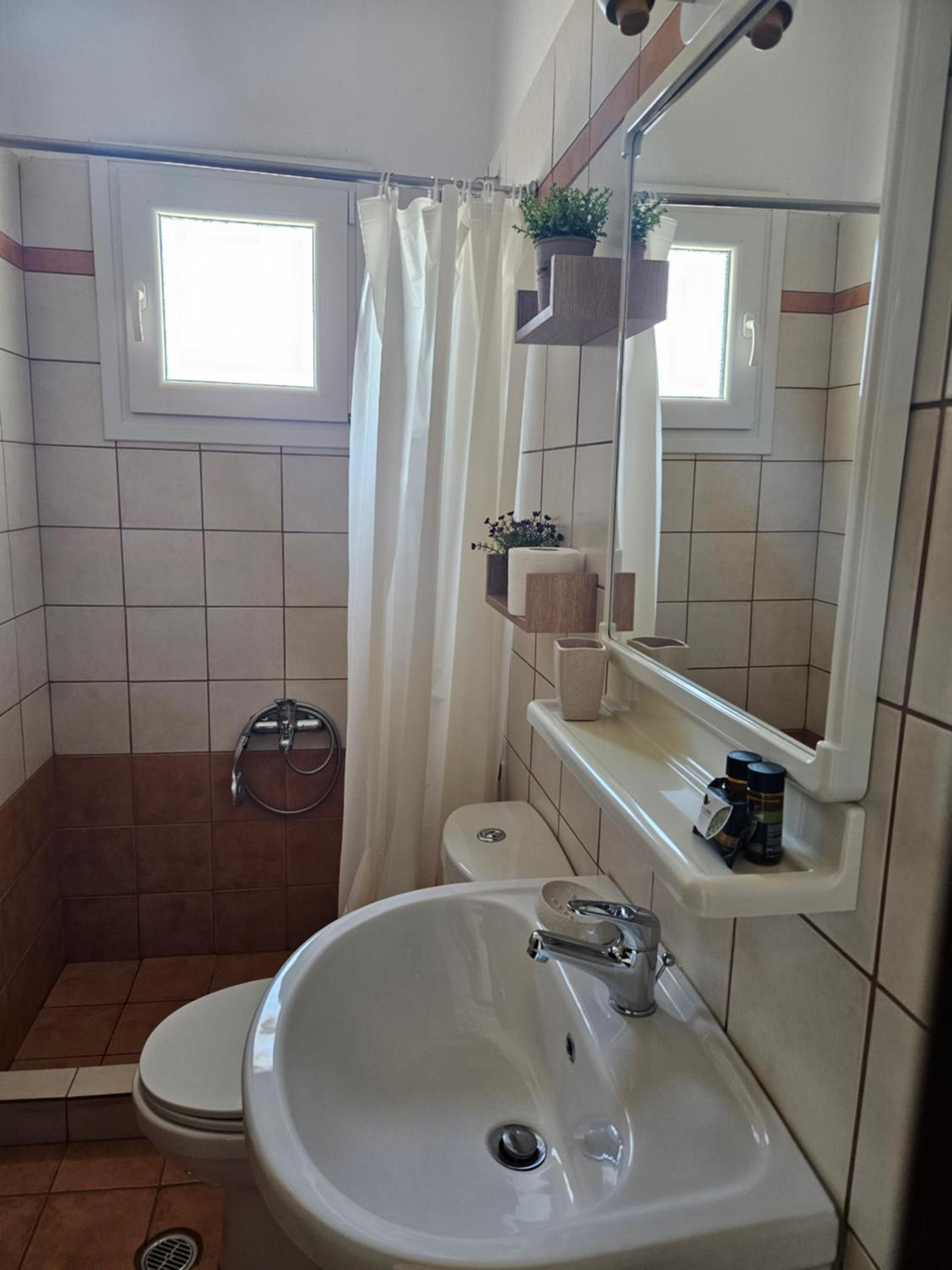 Spilaio at Meteora - Property Image 24