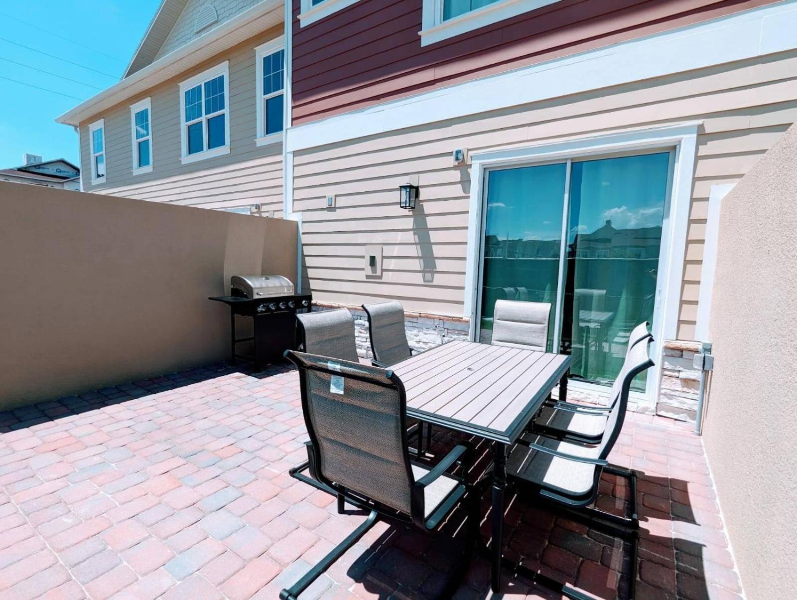 Brand New 3 Suites 5 min to Disney