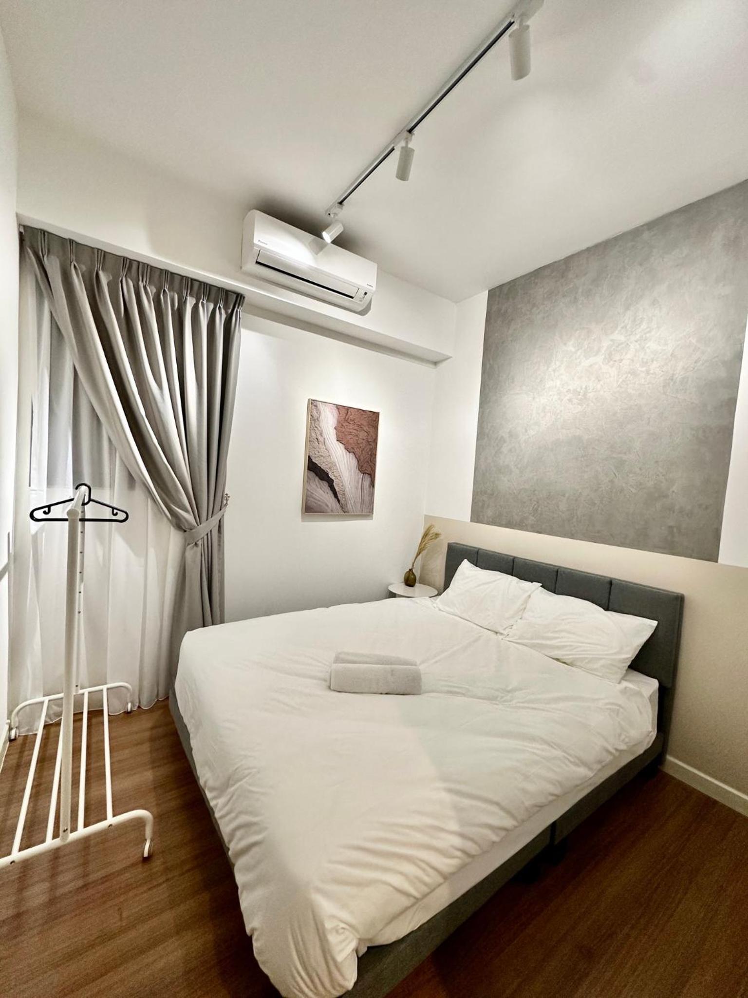 3bedroom suite near Velocity MRT station by Homeizing