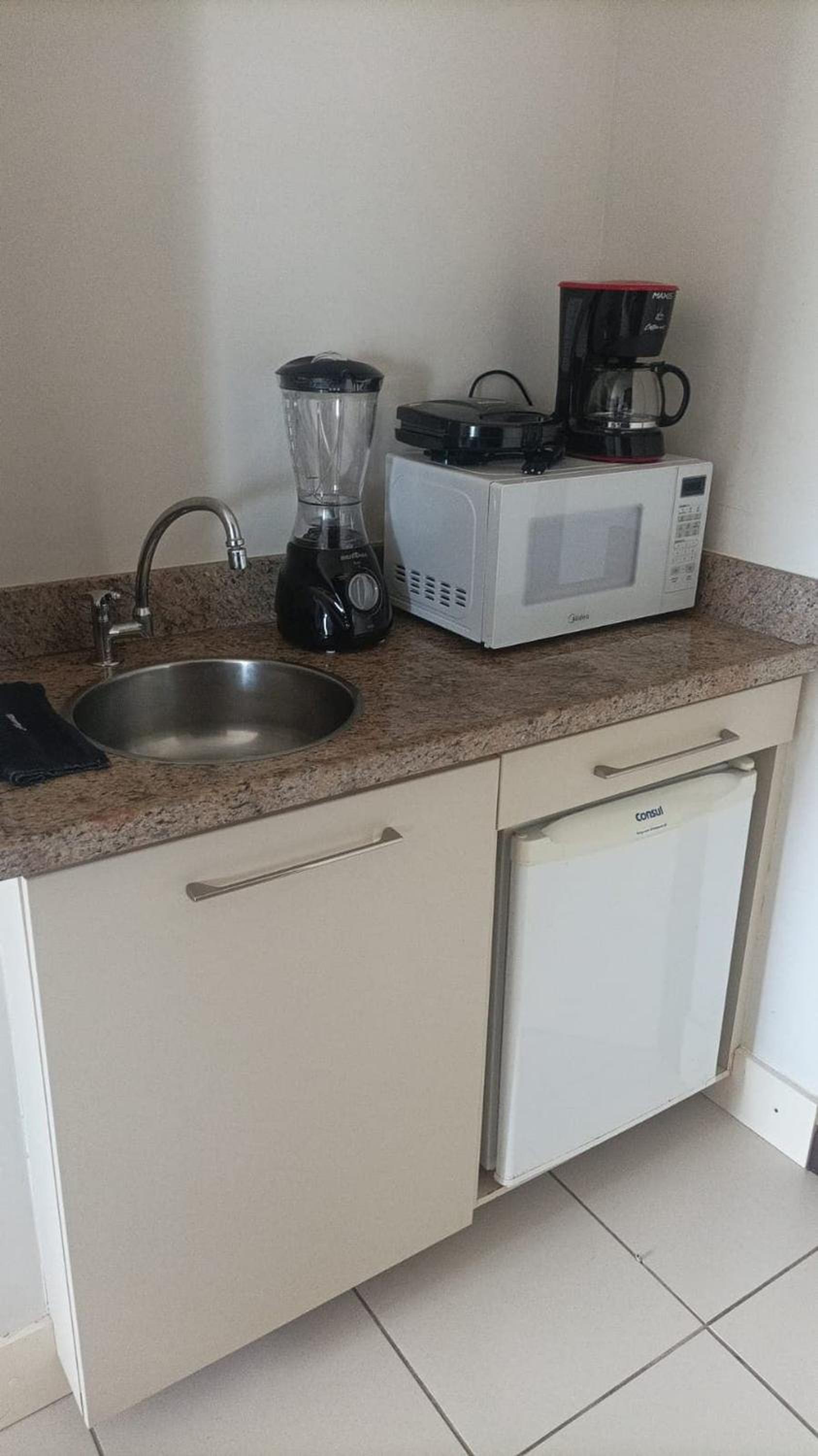 Studio pé na areia, vista, internet e ar