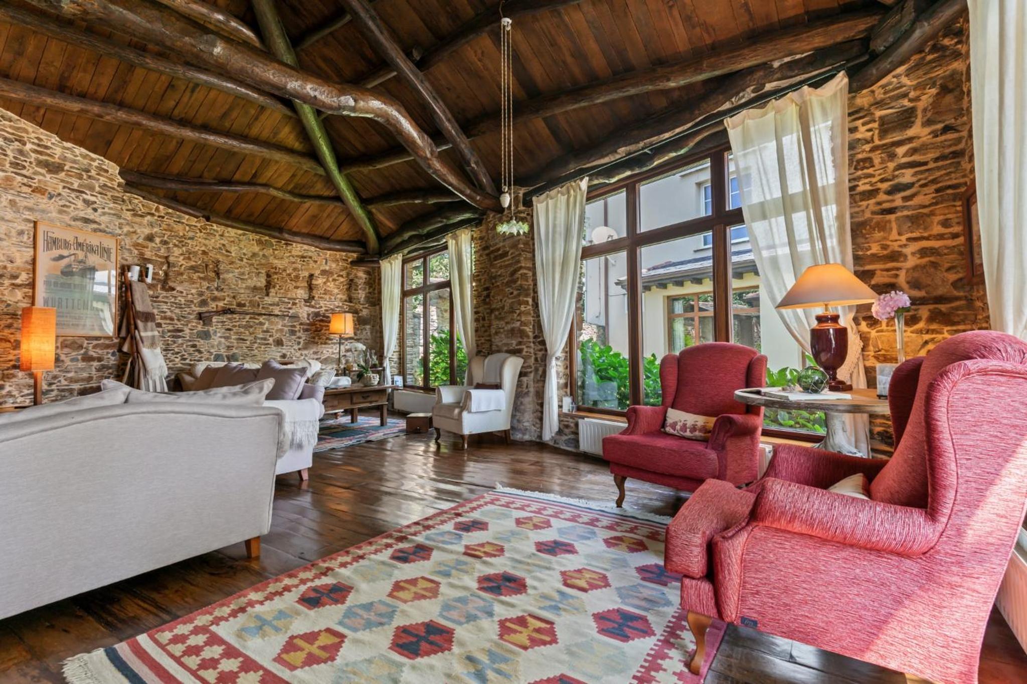 Casa Peleyón