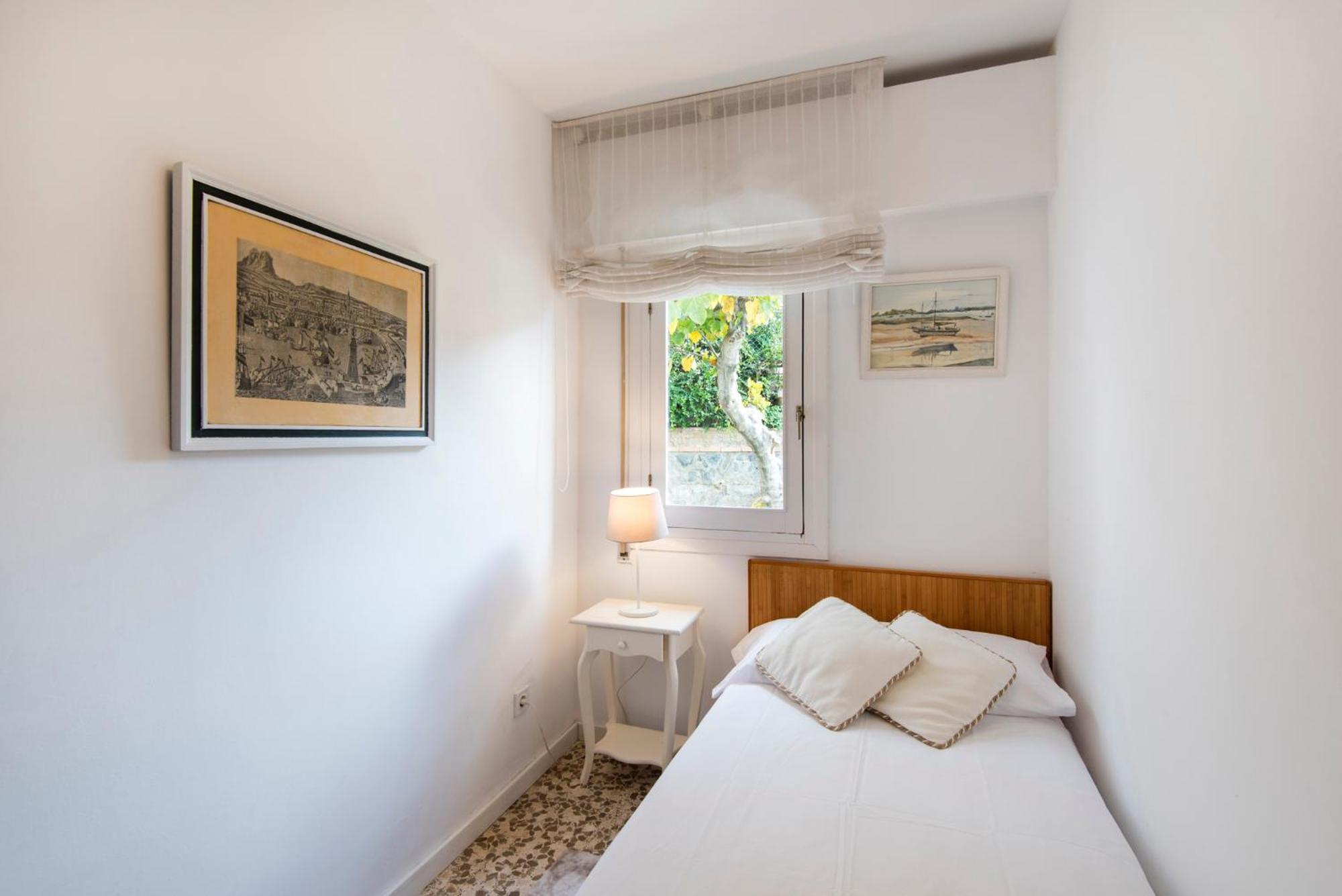 Queen Fabiola Villa, spacius home with private Pool in east Malaga