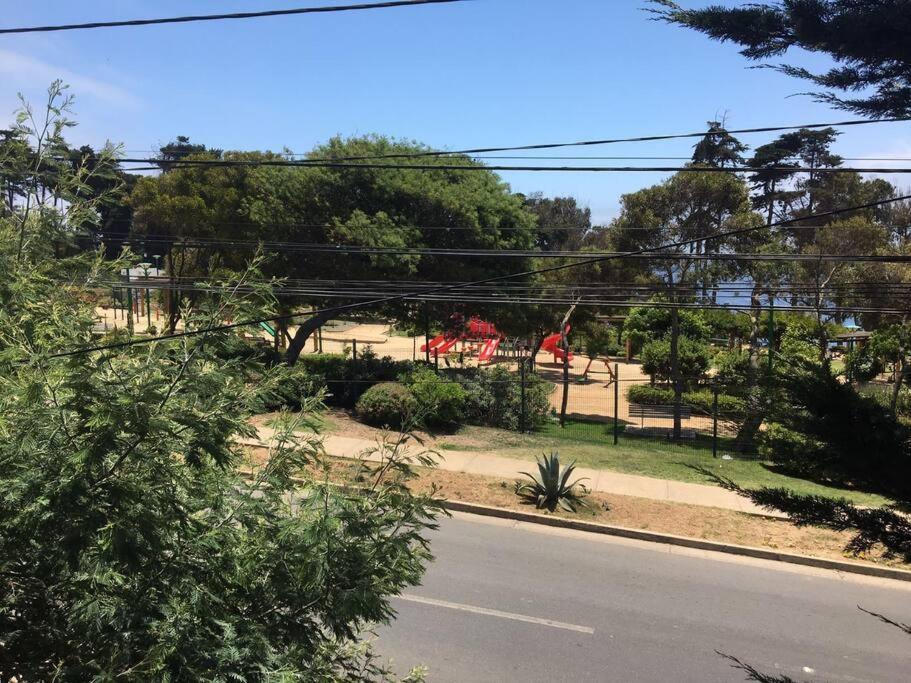 Tranquilidad en casa 1D frente a playa “Los enamorados” y parque