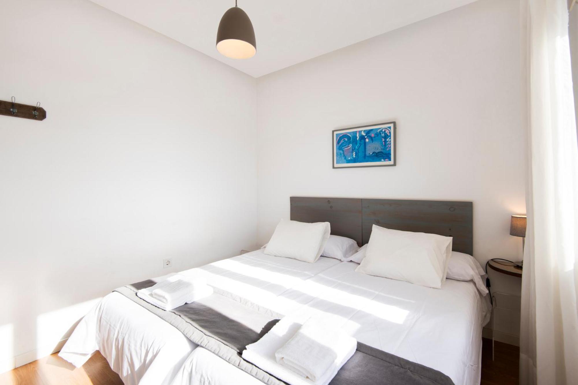 Queen Fabiola Villa, spacius home with private Pool in east Malaga