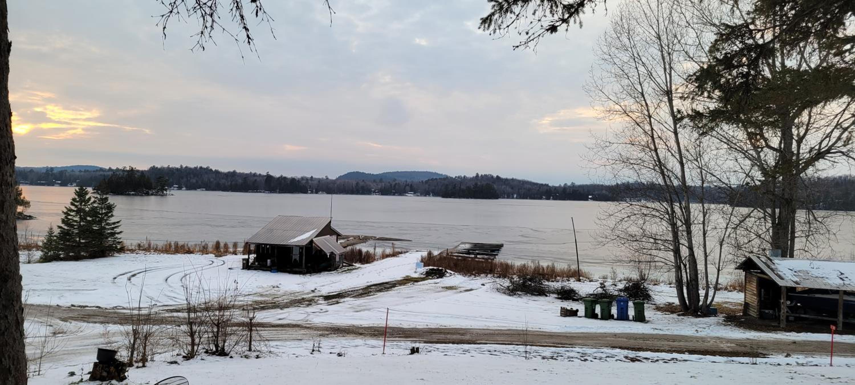 Chalet with great lake view