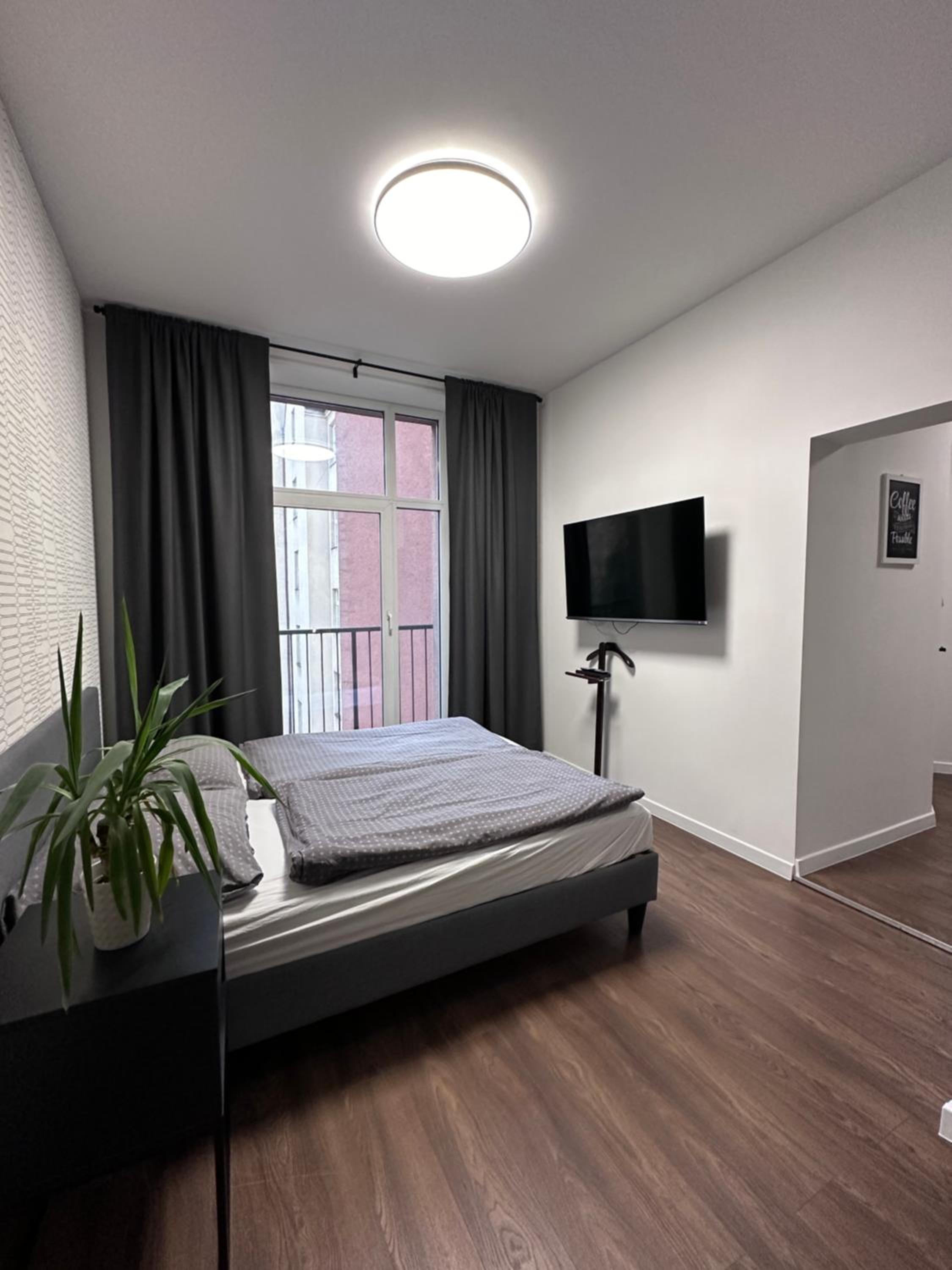 Residence 1905 view 4