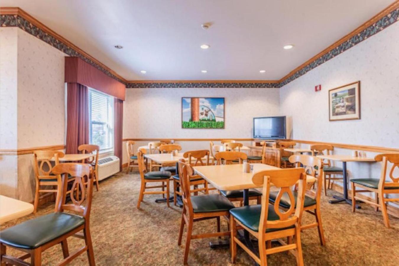 Lancaster Inn Suites - Property Image 19